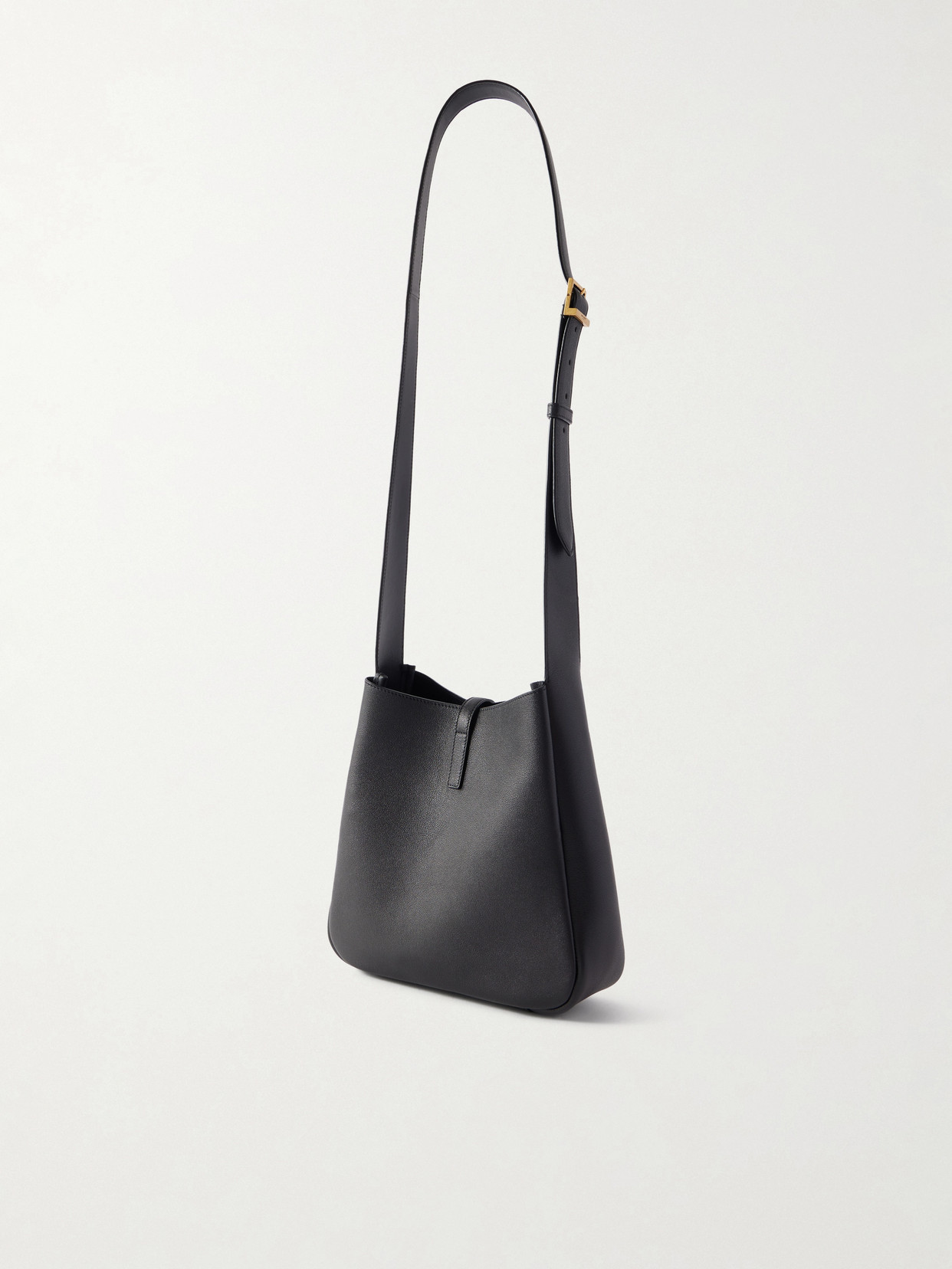 Le 5 À 7 Shoulder Bag