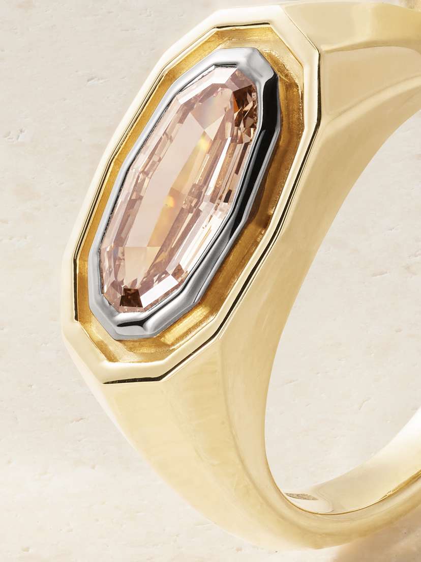 Lucy Delius Insignia 18-karat Gold Diamond Ring | Thumbnail 4