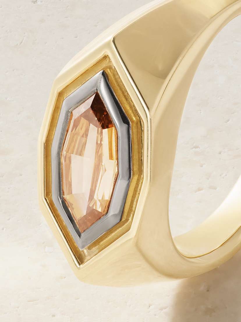 Lucy Delius Insignia 18-karat Gold Diamond Ring | Thumbnail 4