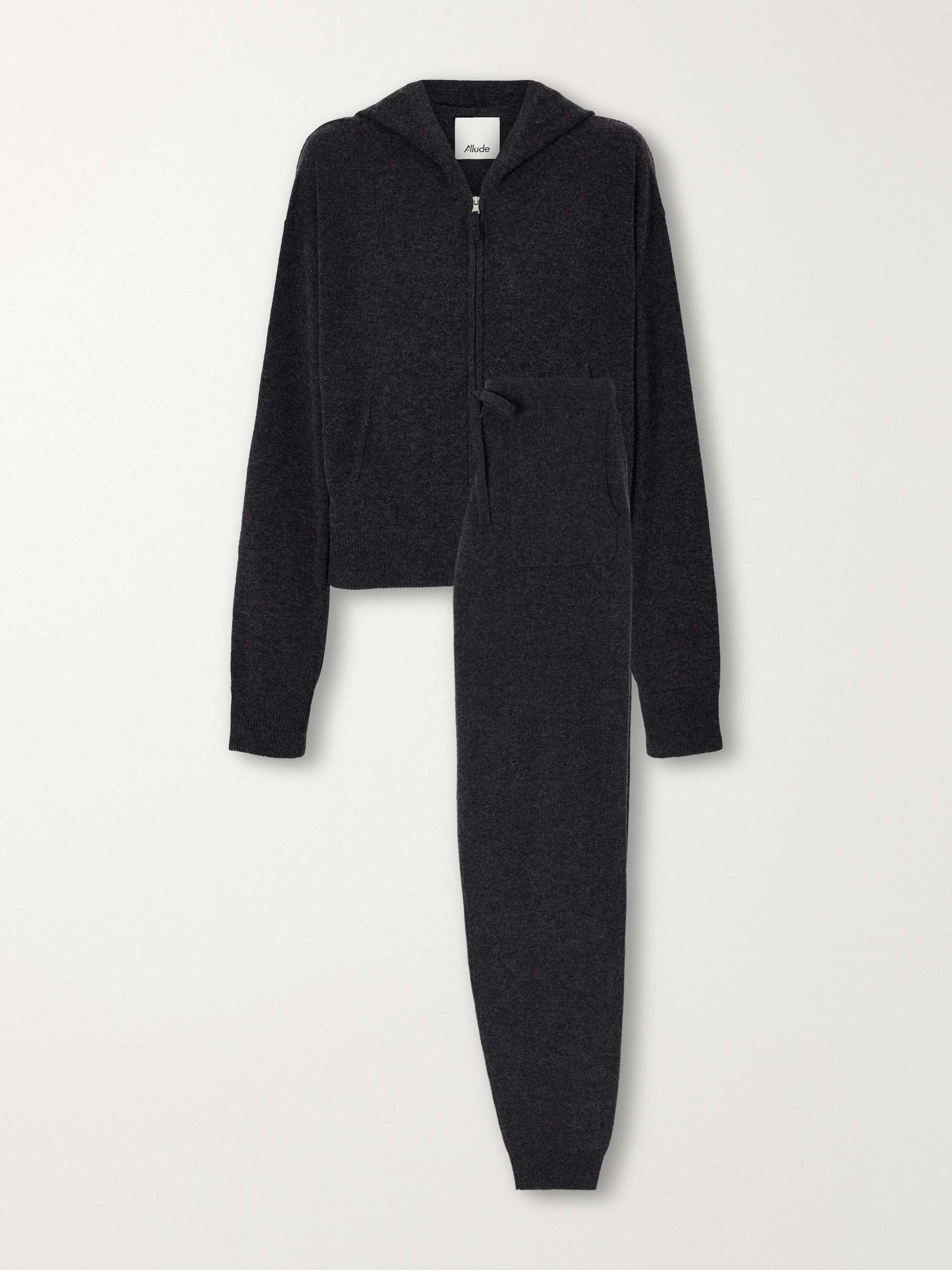 ALLUDE 