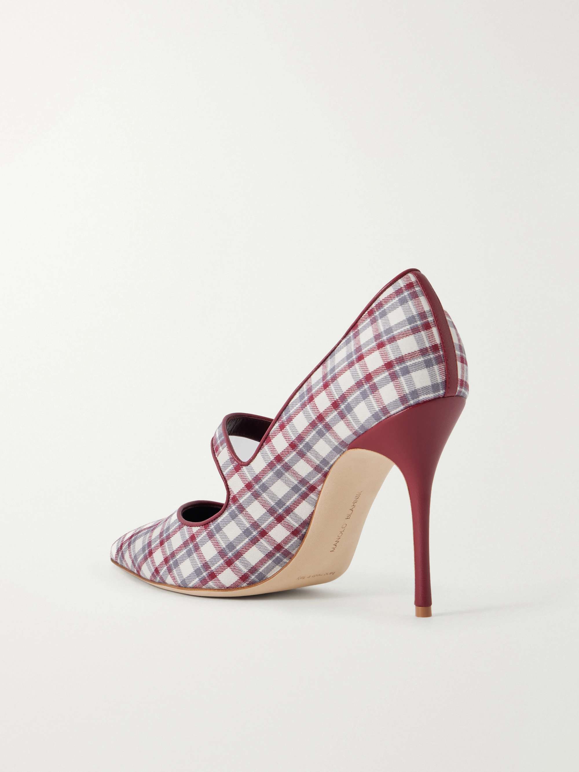 MANOLO BLAHNIK 