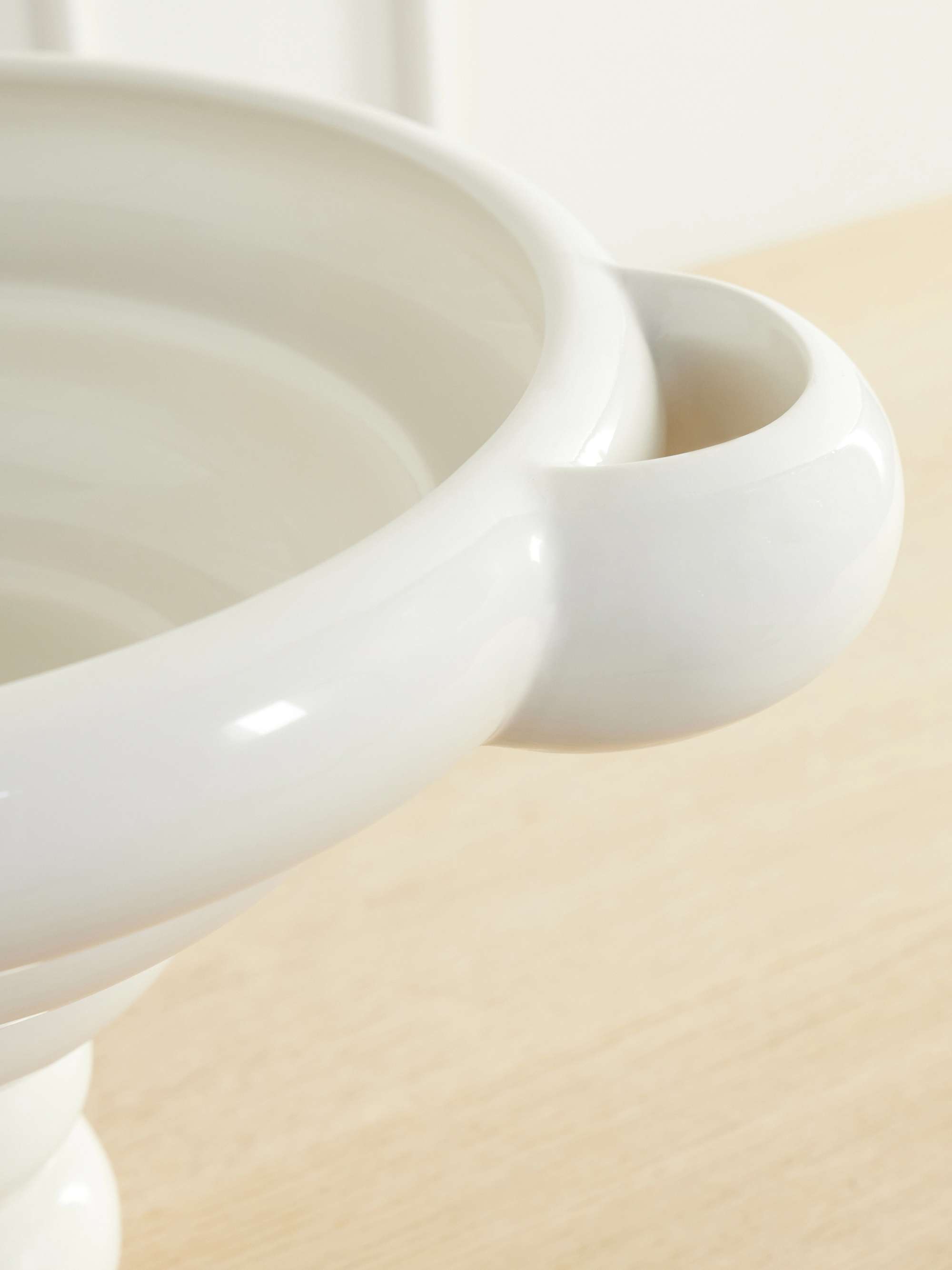 LOUISE ROE 