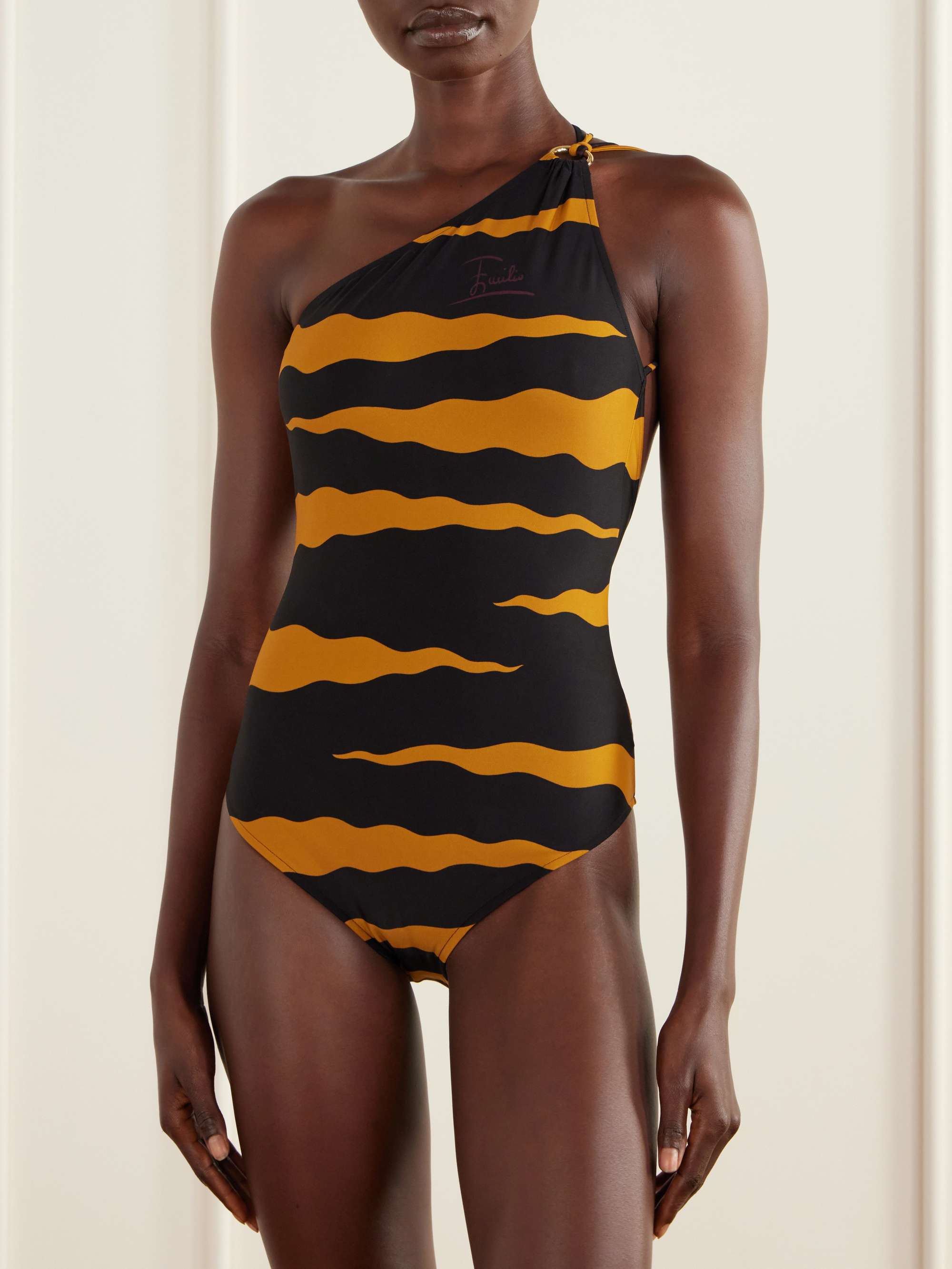 PUCCI 