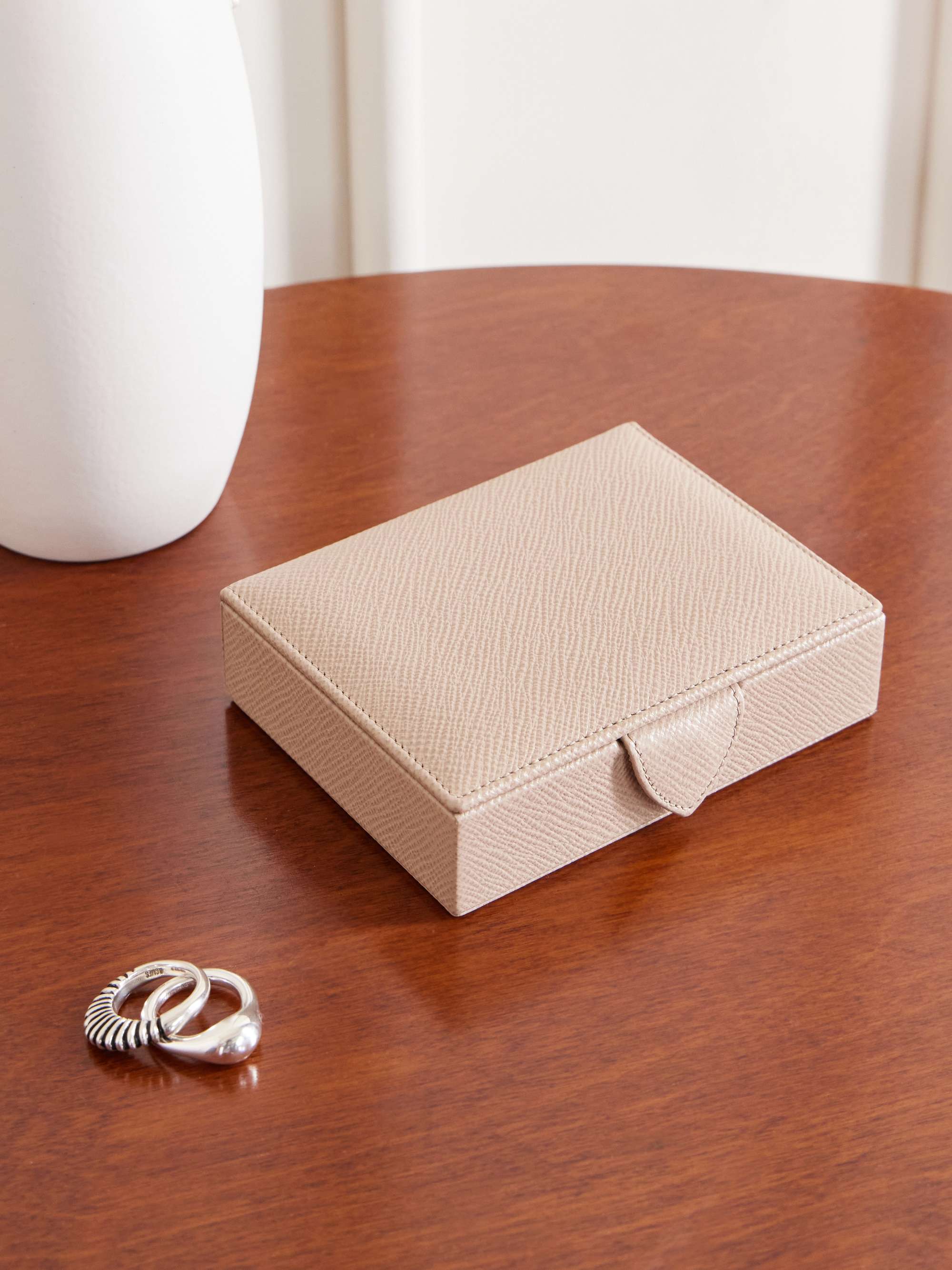 SMYTHSON 