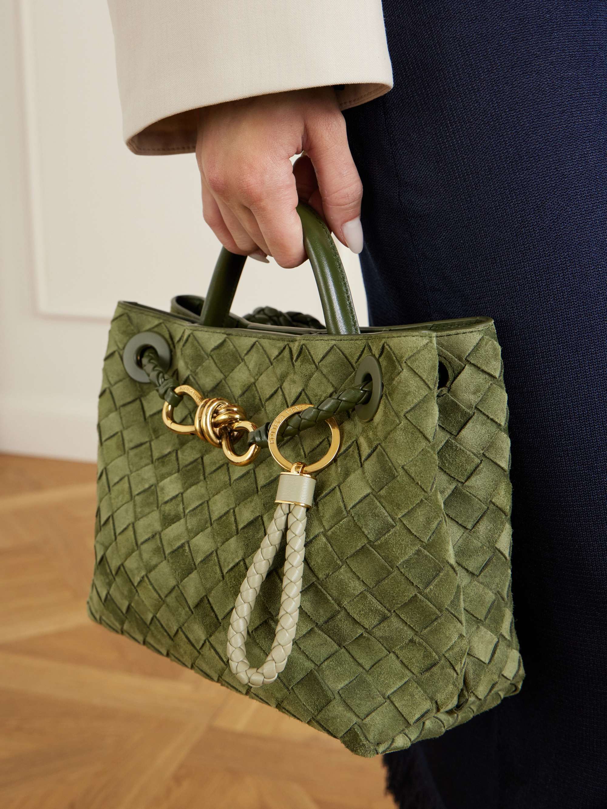 BOTTEGA VENETA Intrecciato leather and gold-tone keyring