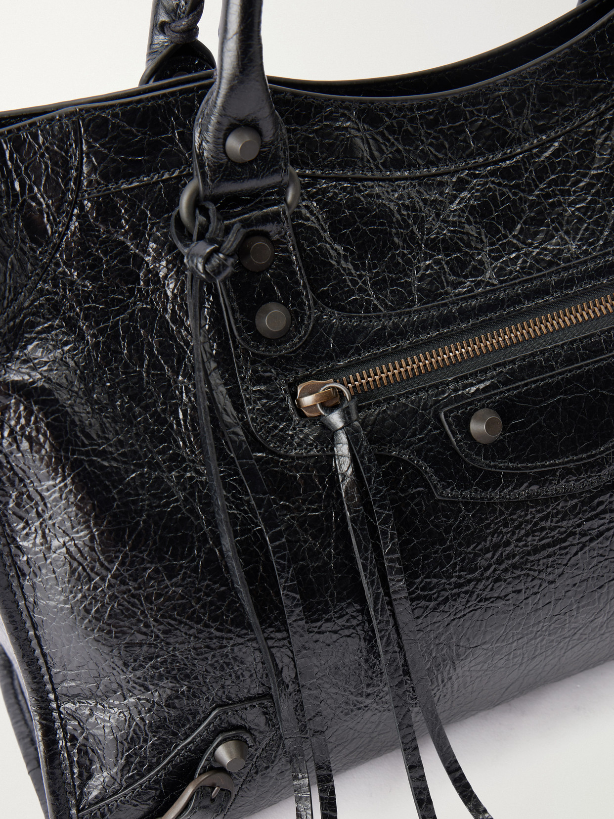 Le City Medium Embellished Crinkled-Leather Shoulder Bag