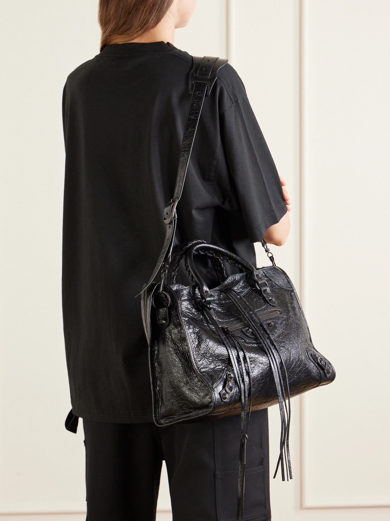 Le City Medium Embellished Crinkled-Leather Shoulder Bag