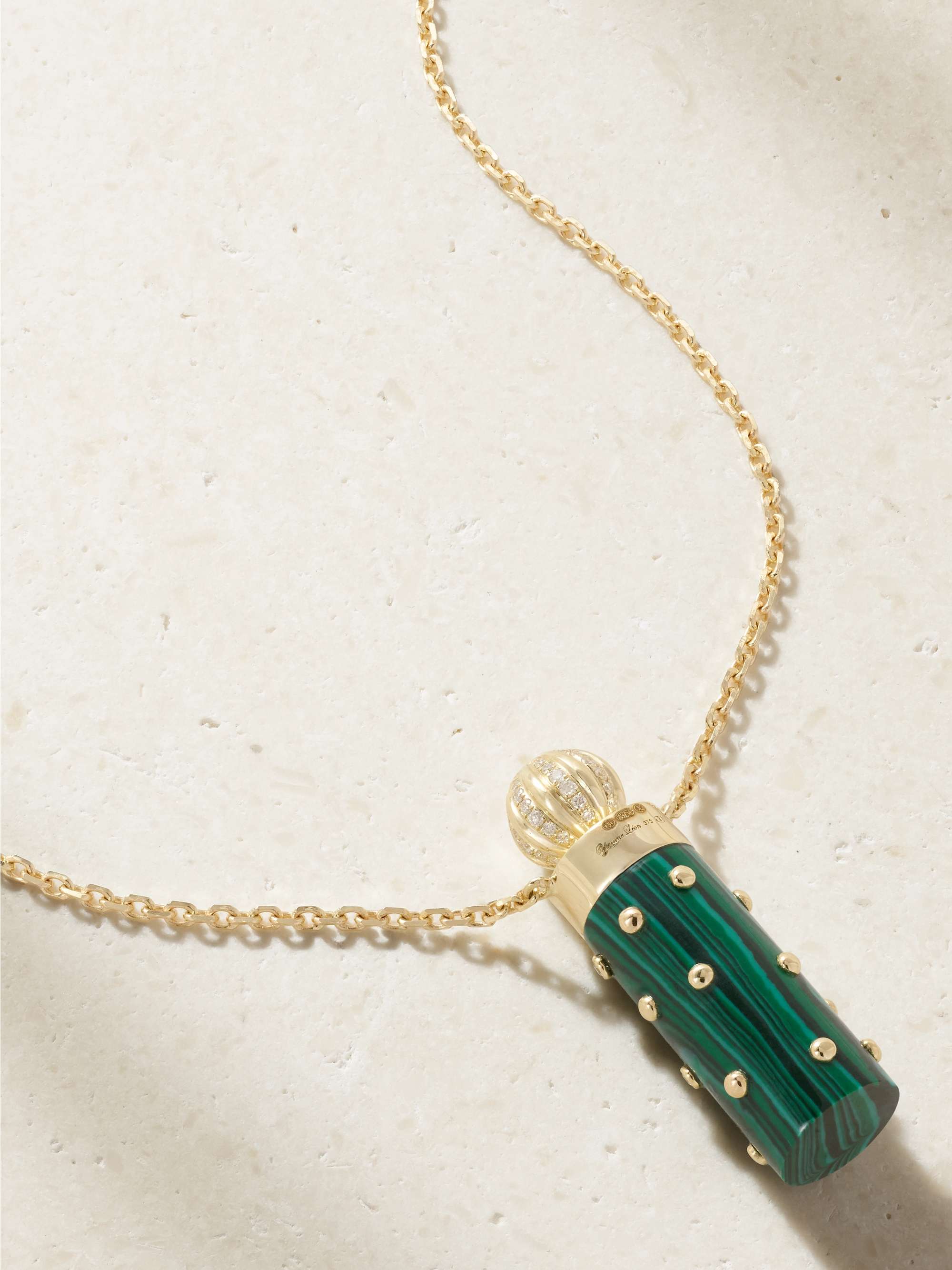 YVONNE LÉON 
