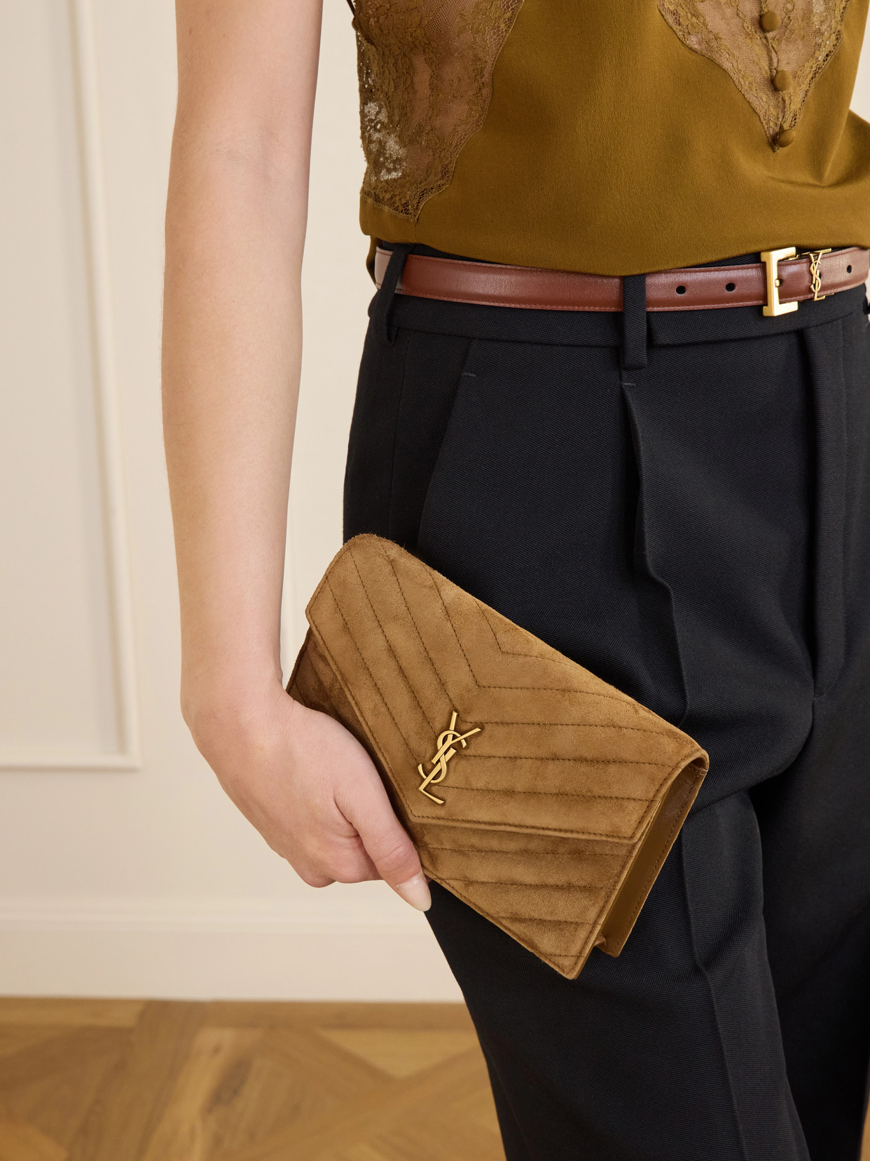 Cassandre Envelope Matelassé Logo-Detailed Shoulder Bag