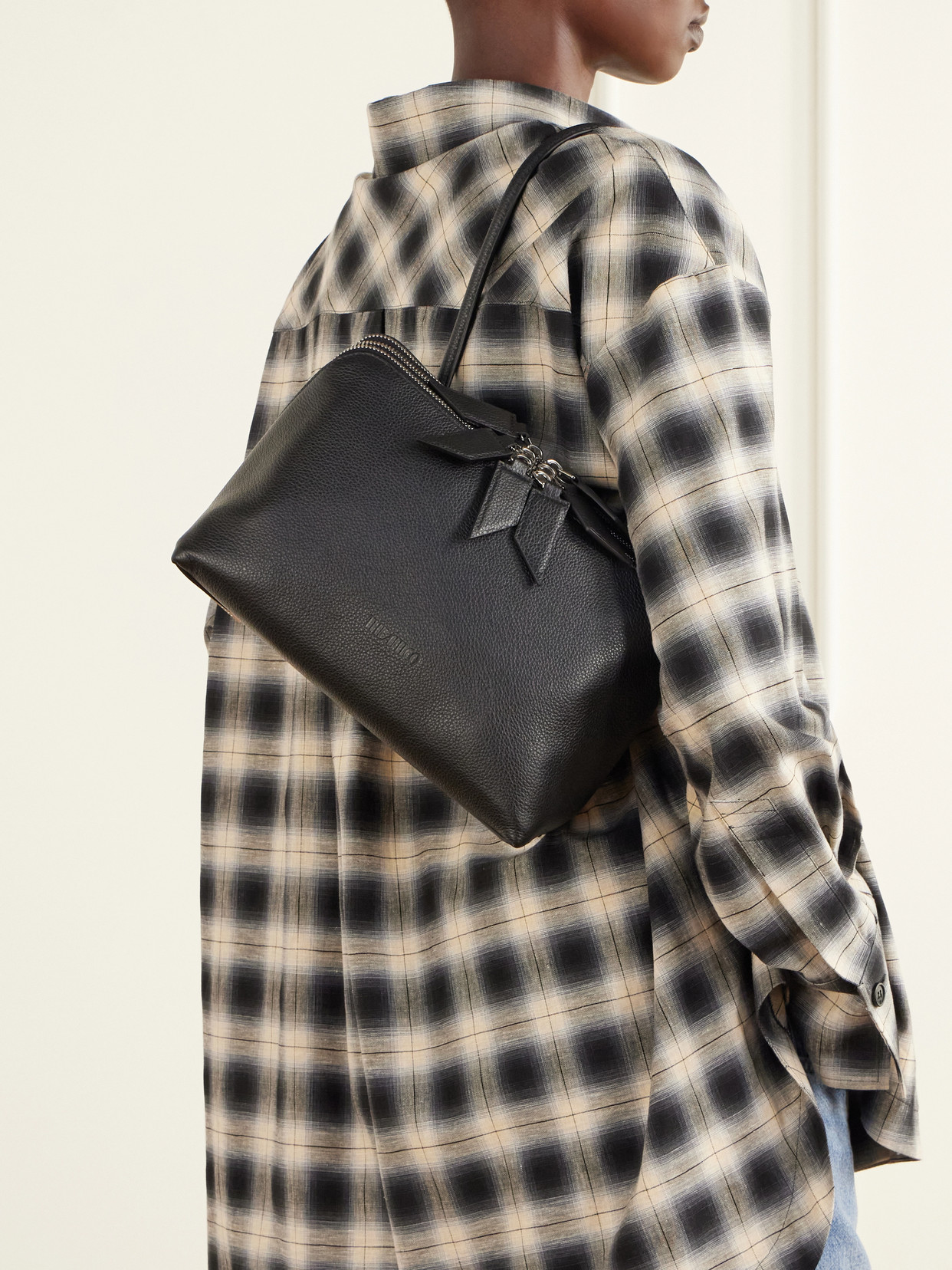 L'Altra Di Milano Shoulder Bag