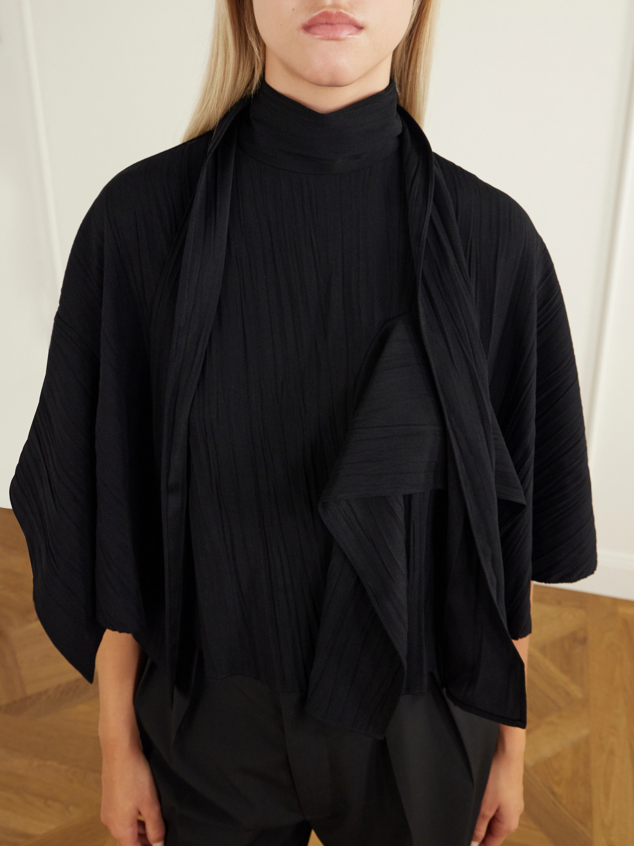 Cape-Effect Tie-Detailed Gauze Blouse