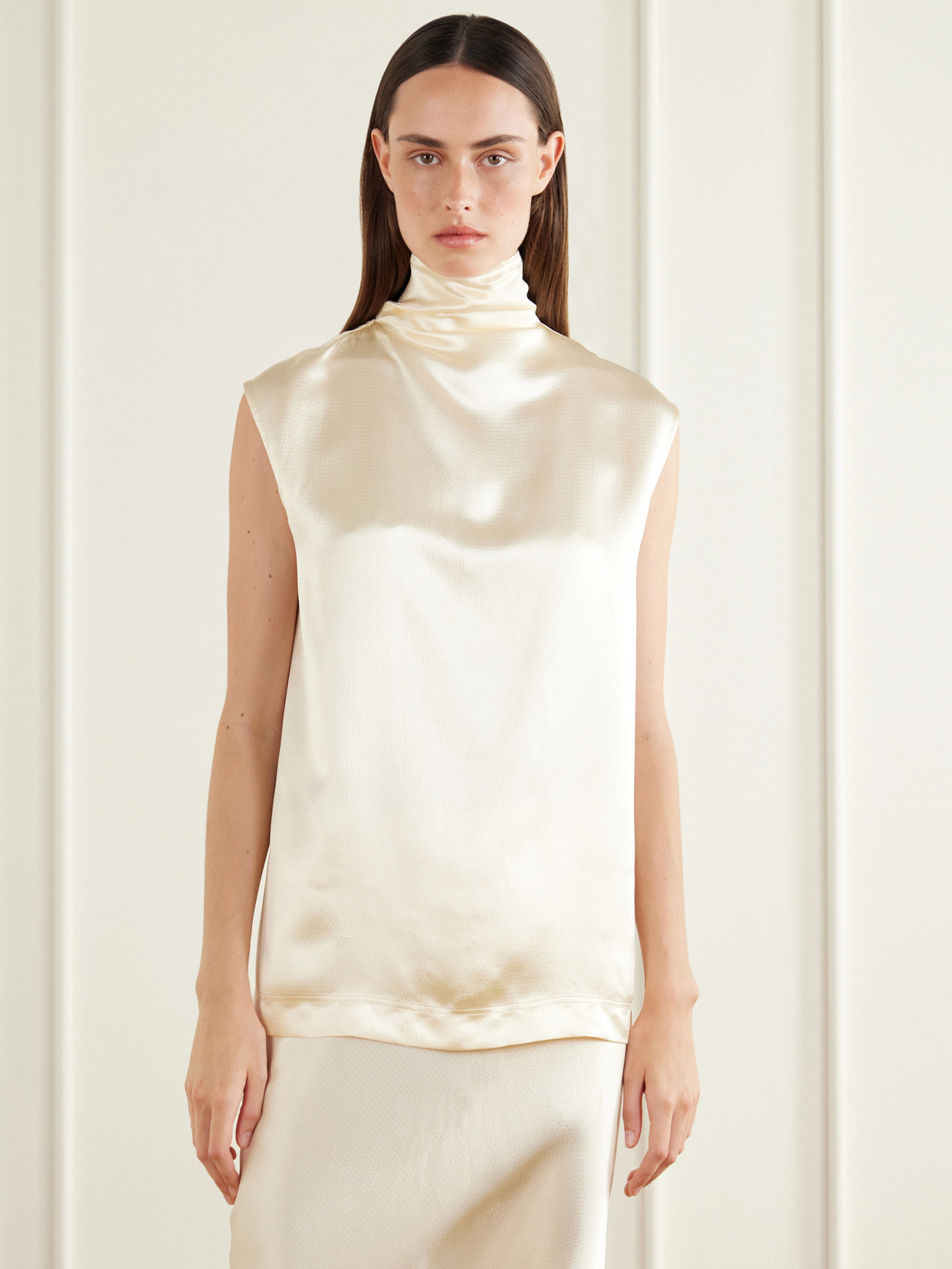 Lilah Tie-Detailed Blouse