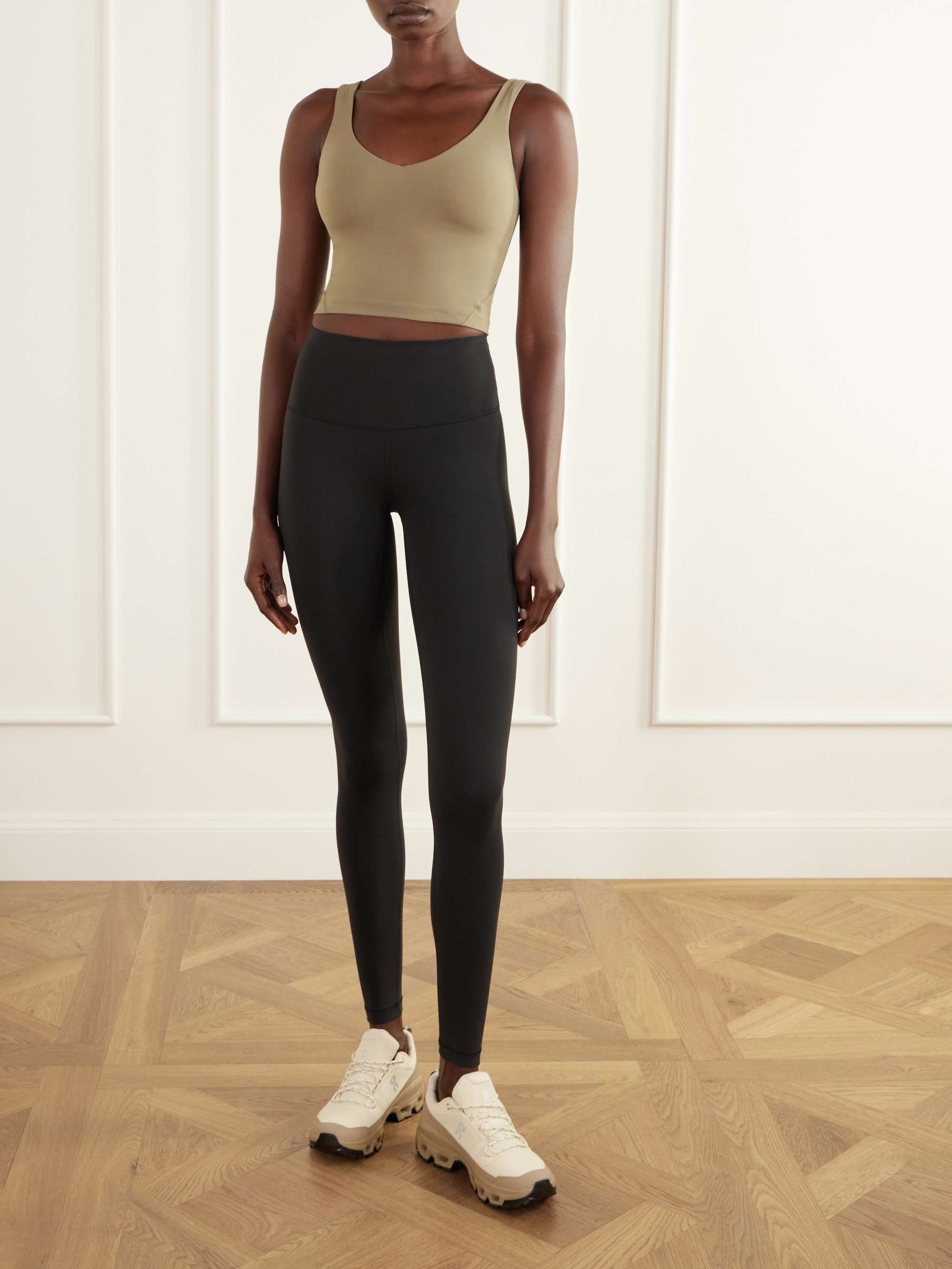 LULULEMON 