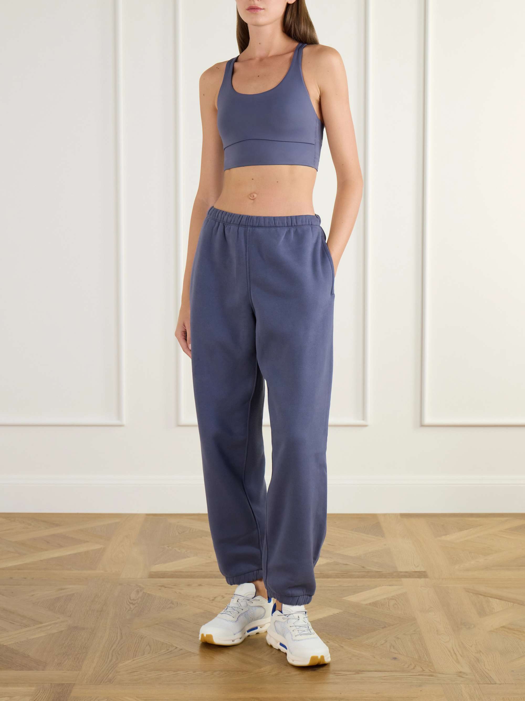 LULULEMON 