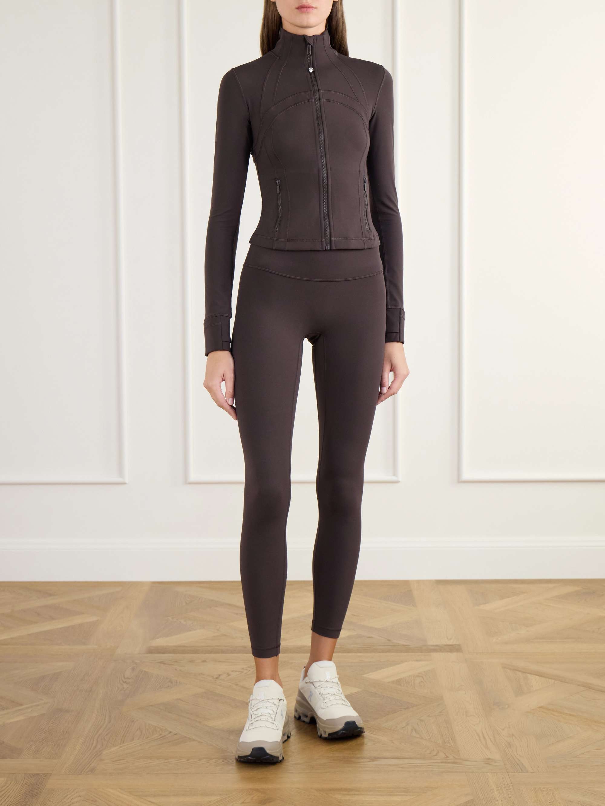LULULEMON 