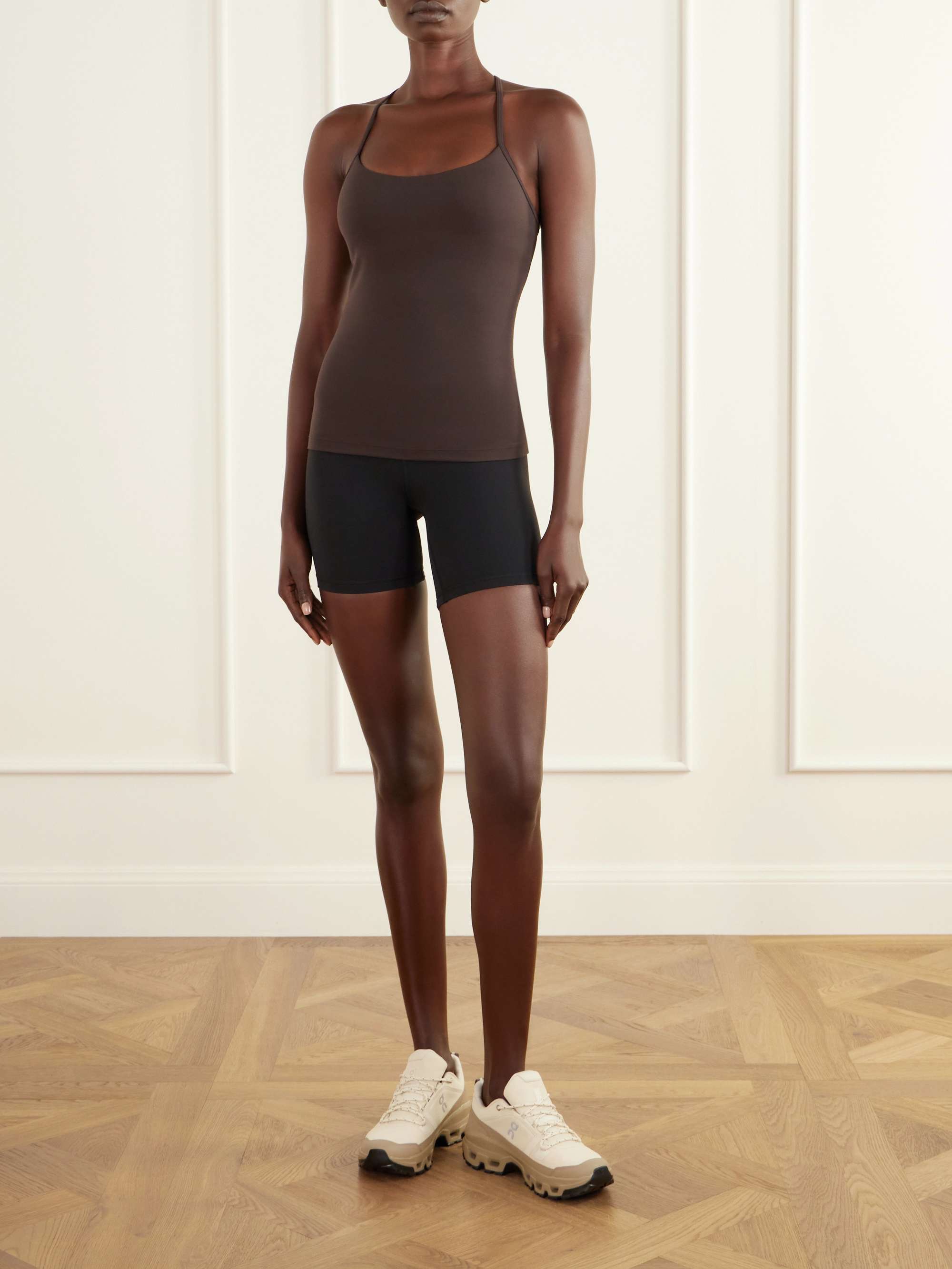 LULULEMON 