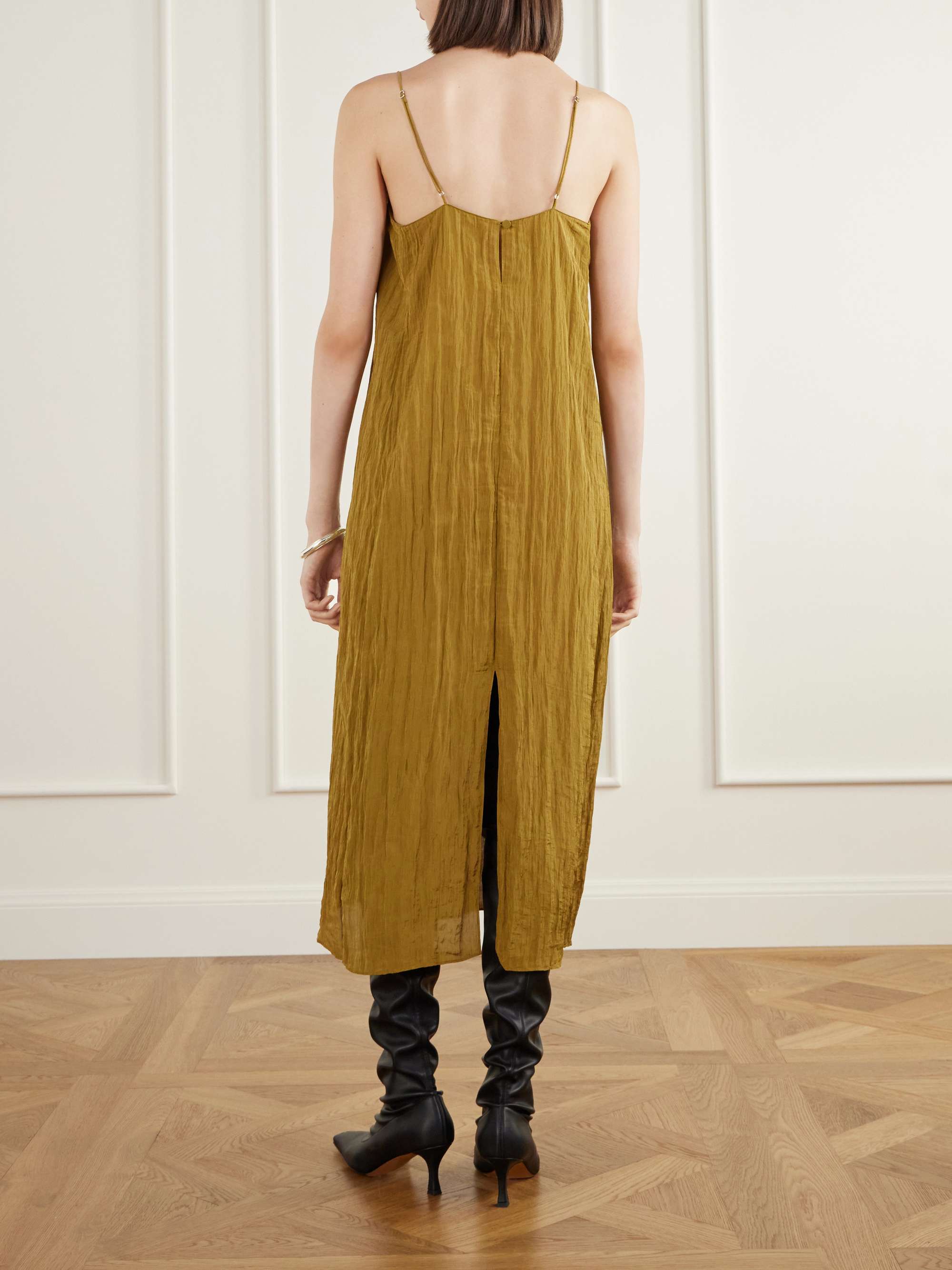 TIBI 