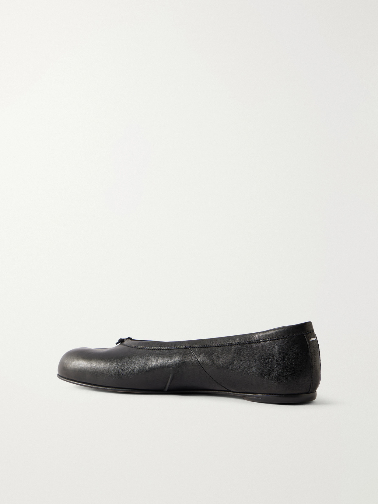 Tabi Split-Toe Textured Ballet Flats