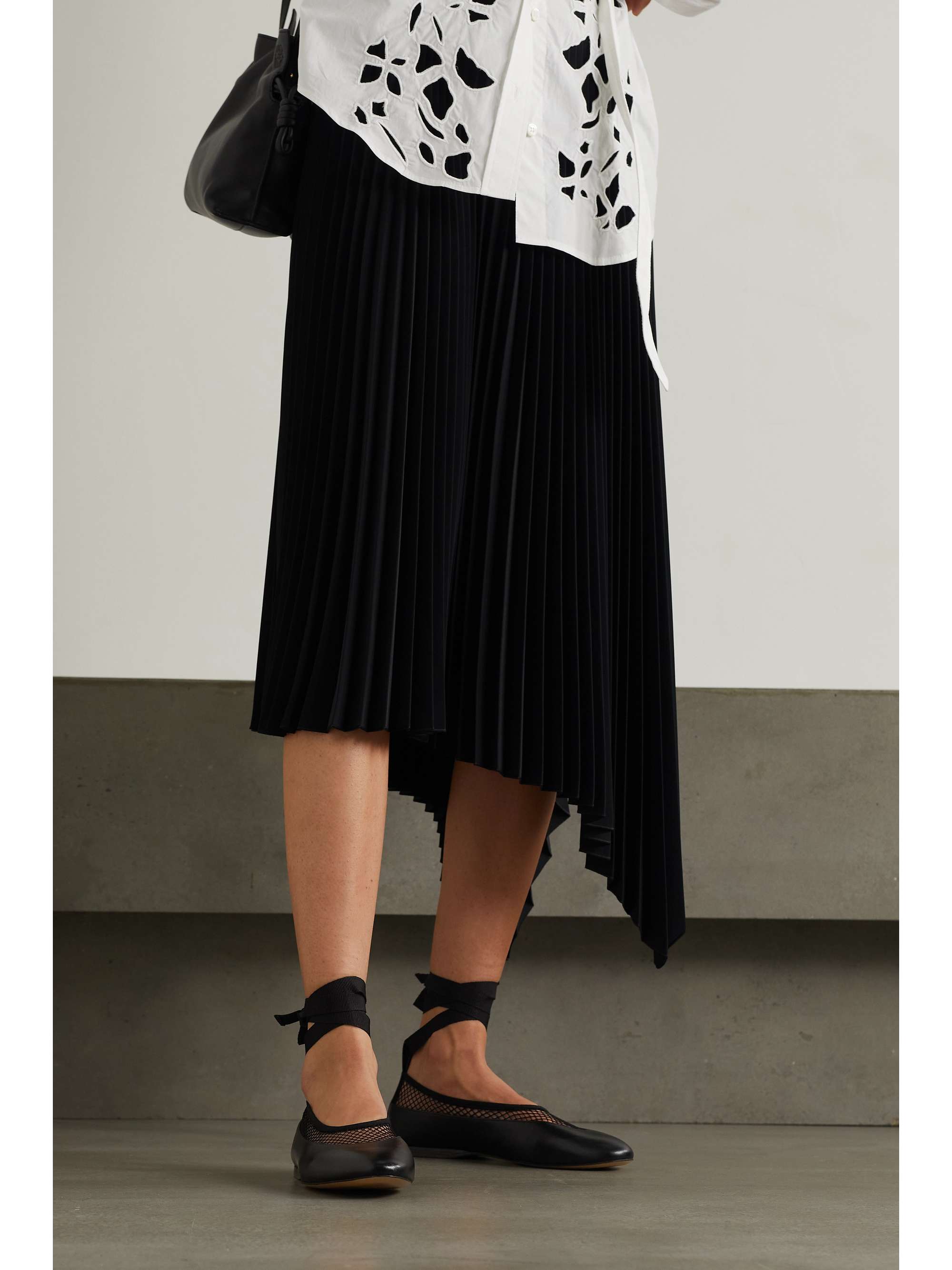 jw anderson flats
