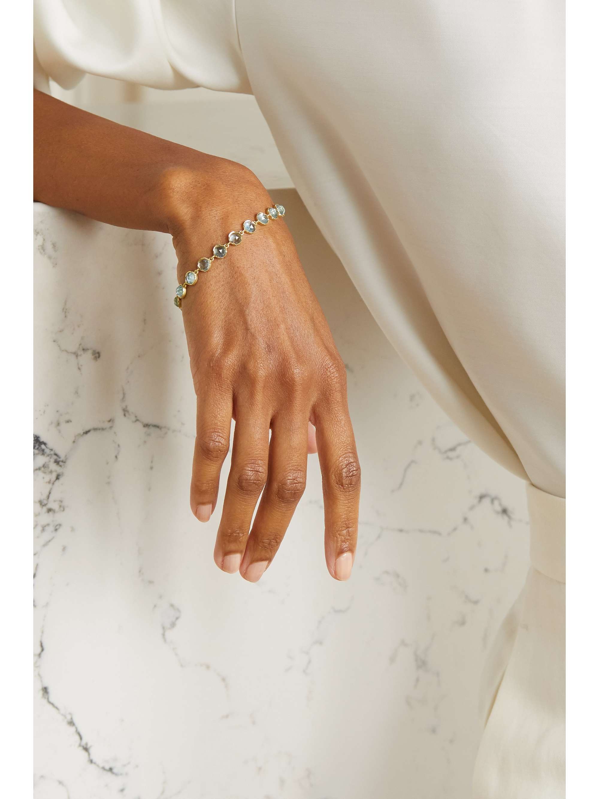 IRENE NEUWIRTH Classic Armband aus 18 Karat Gold mit Lapislazuli