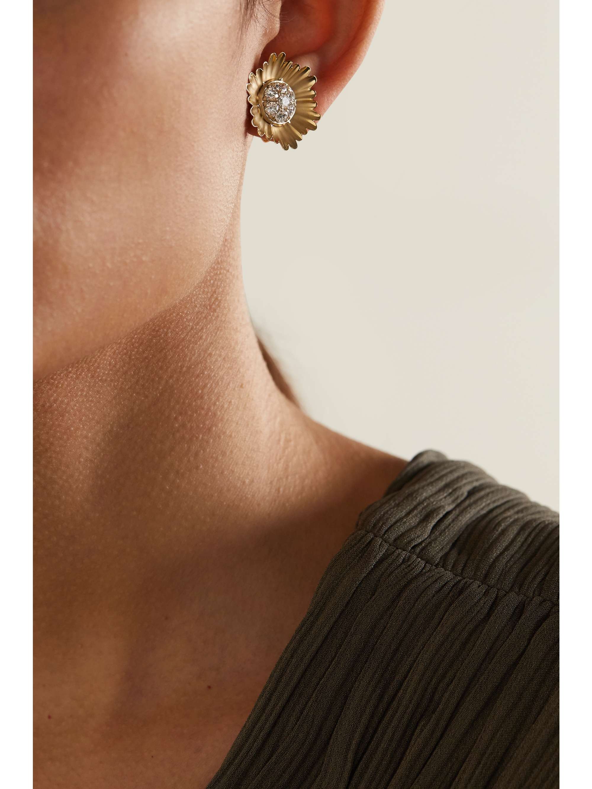 IRENE NEUWIRTH Super Bloom 18-karat yellow and white gold diamond earrings