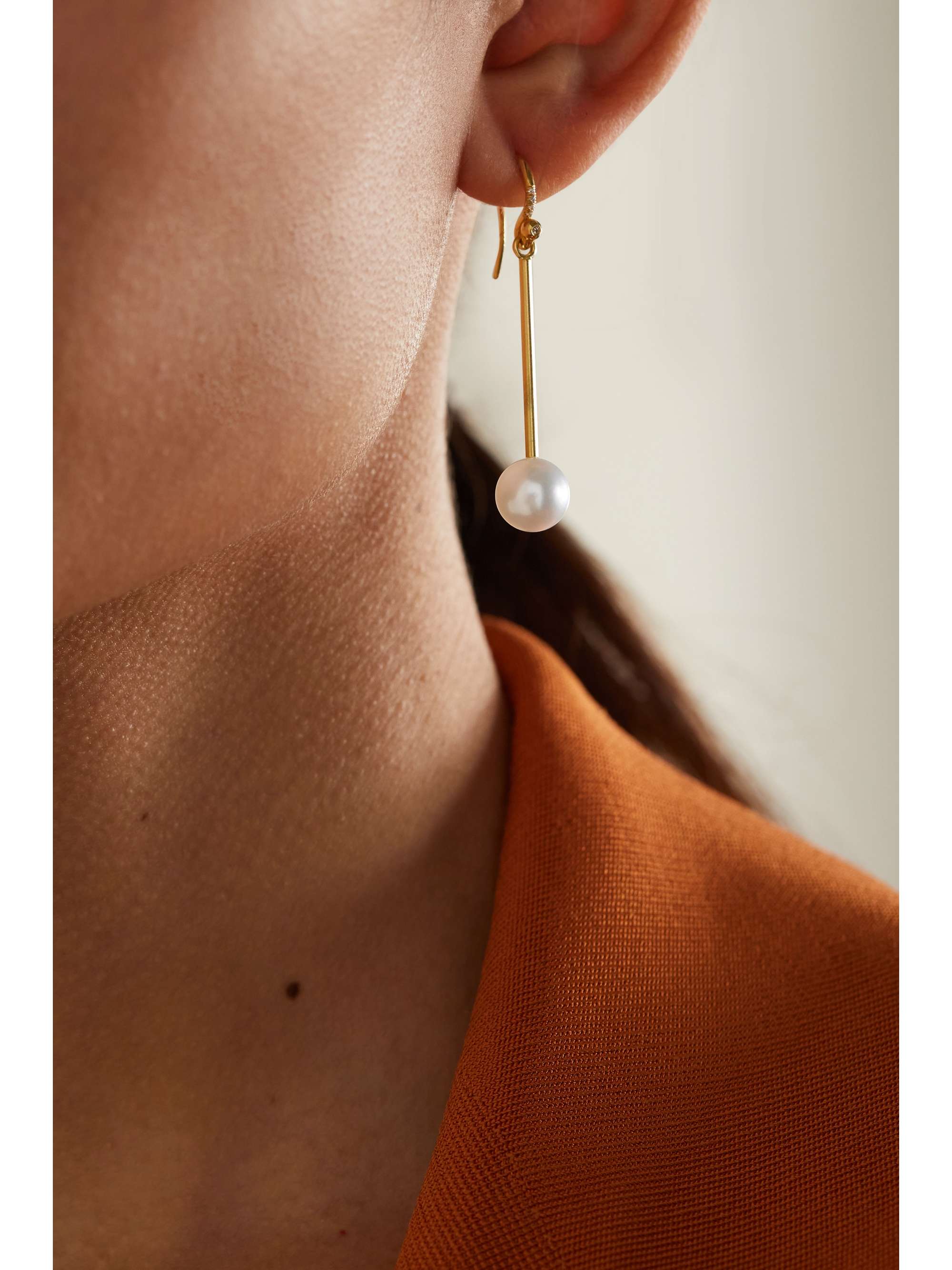 IRENE NEUWIRTH Gumball 18-karat gold, pearl and diamond earrings