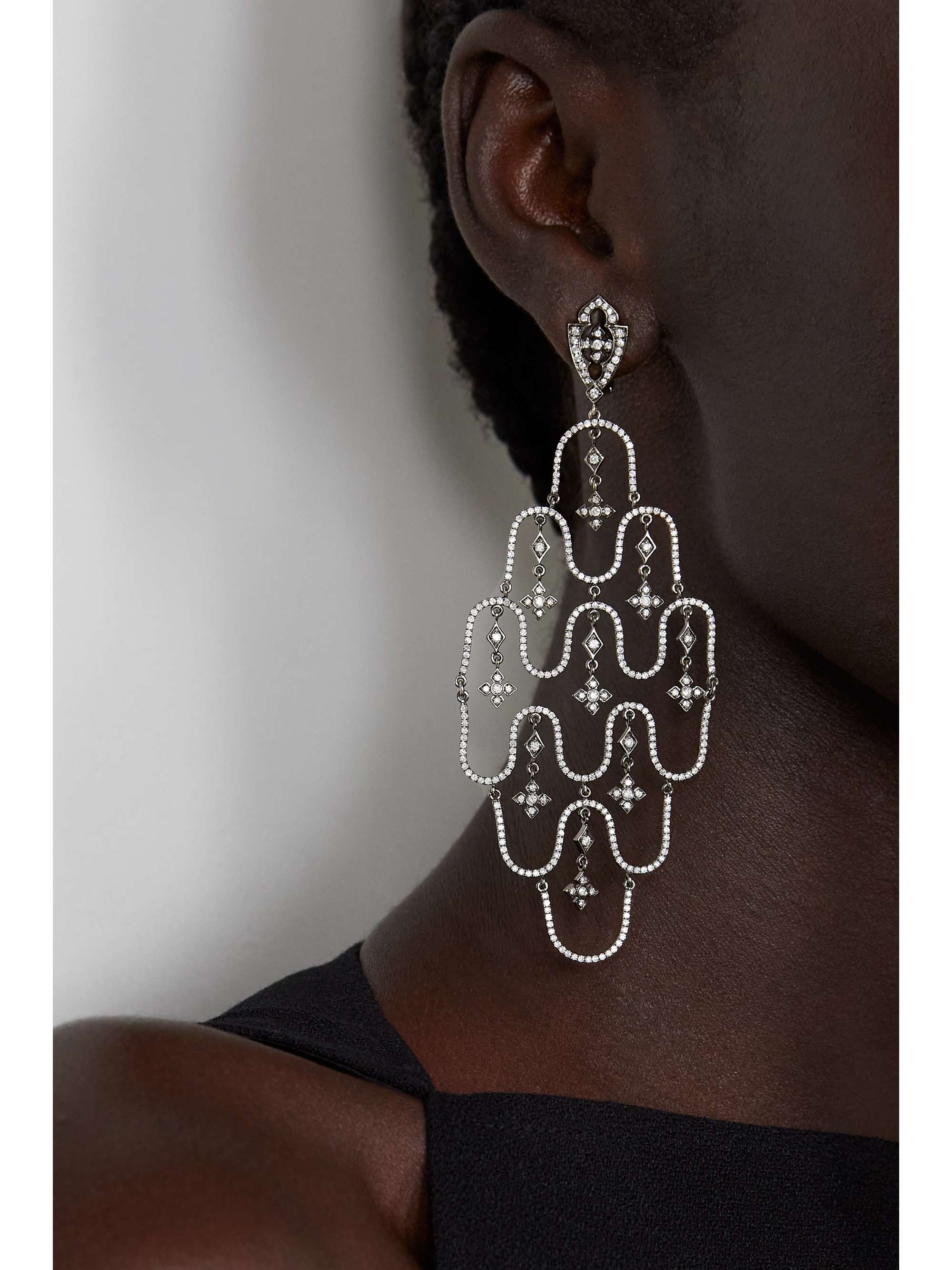 LOREE RODKIN Chandelier 18-karat rhodium white gold diamond earrings
