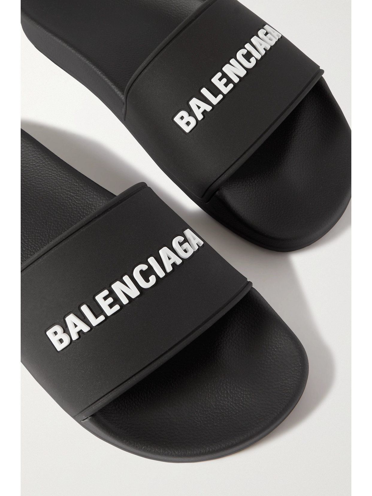 Piscine Logo-Embossed Rubber Slides
