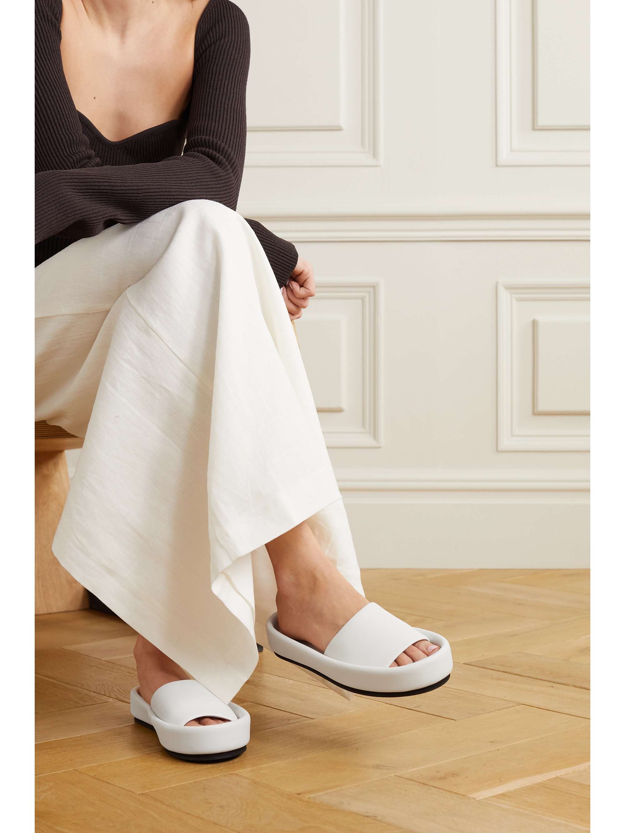 KHAITE Venice leather slides