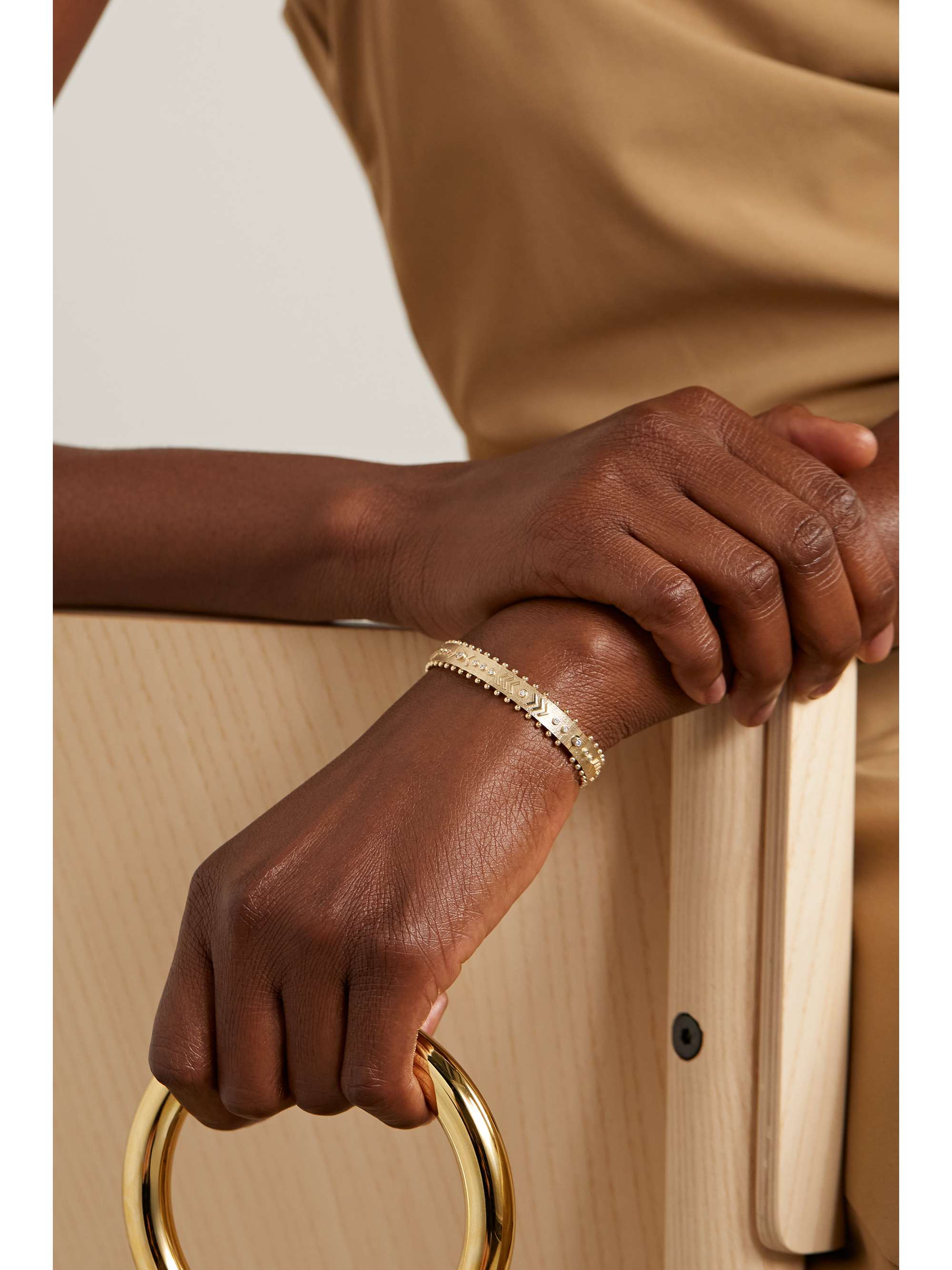 MARLO LAZ Arrow Rawa 14-karat gold diamond bangle