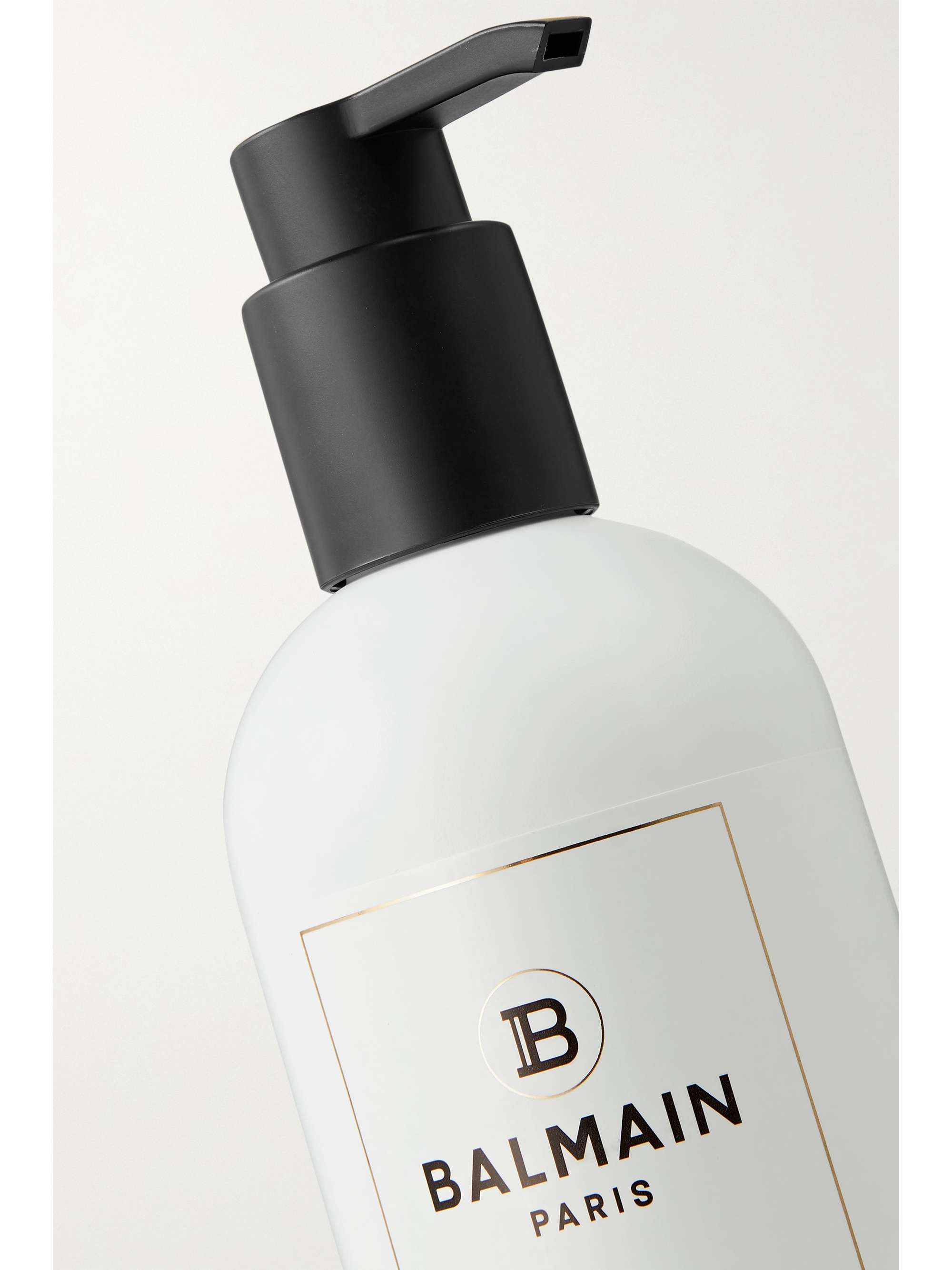 Colorless Couleurs Couture Shampoo, 300ml | BALMAIN PARIS HAIR COUTURE | NET-A-PORTER Colorless Couleurs Couture Shampoo, 300ml | BALMAIN PARIS HAIR COUTURE | NET-A-PORTER