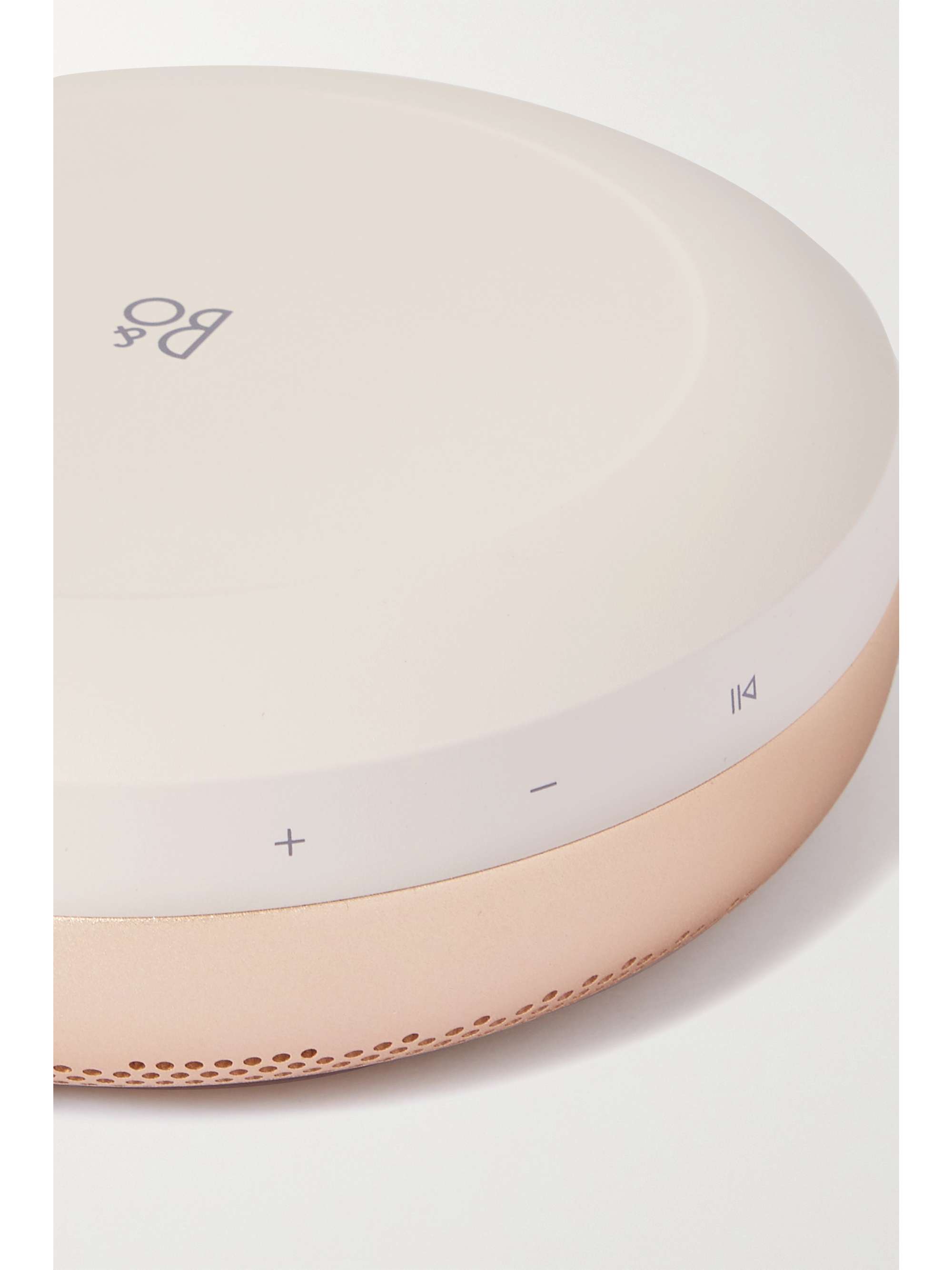 BANG & OLUFSEN BeoSound A1 2nd Gen tragbarer, kabelloser Lautsprecher