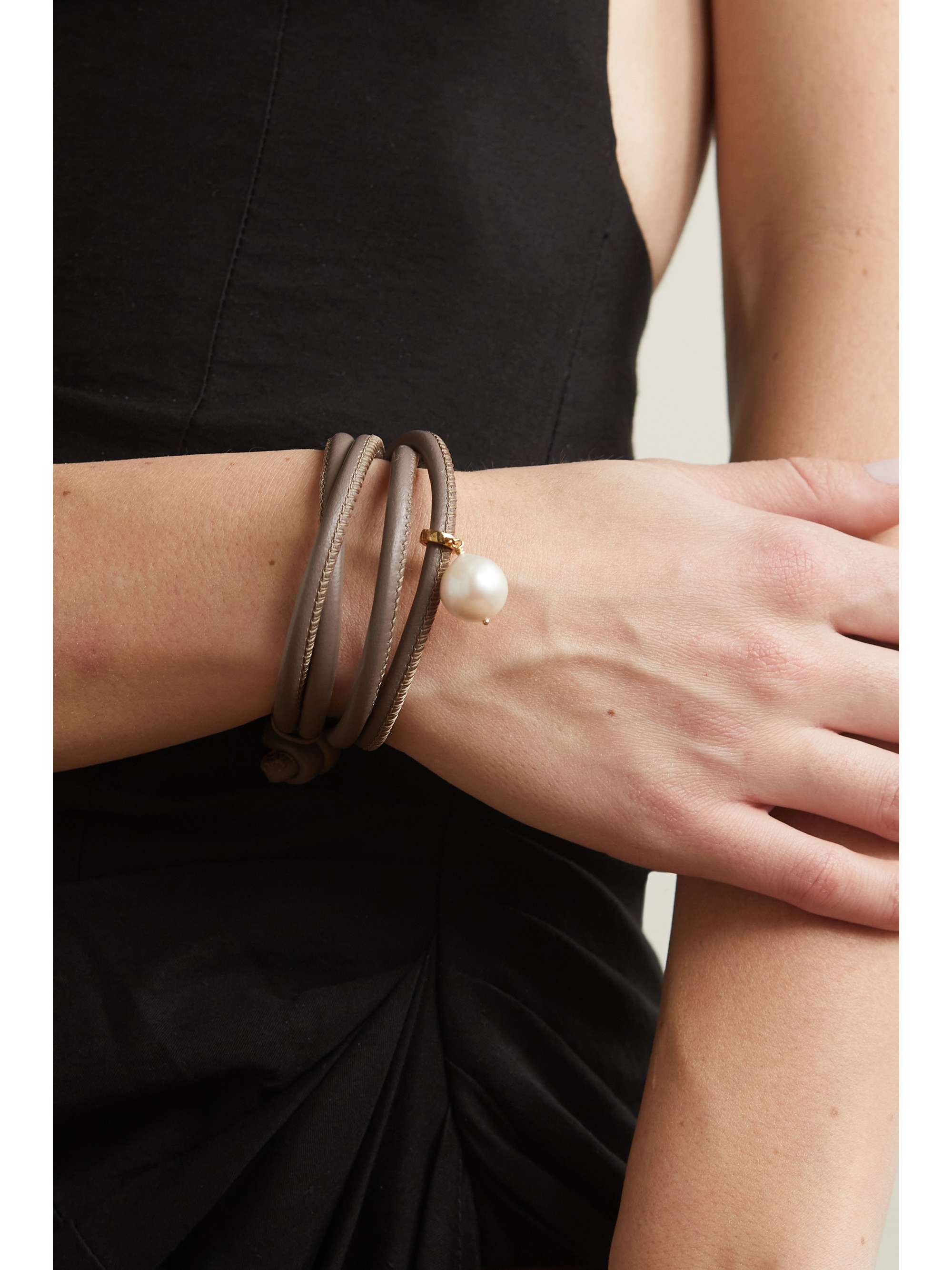 MIZUKI Convertible 14-karat gold, leather and pearl necklace