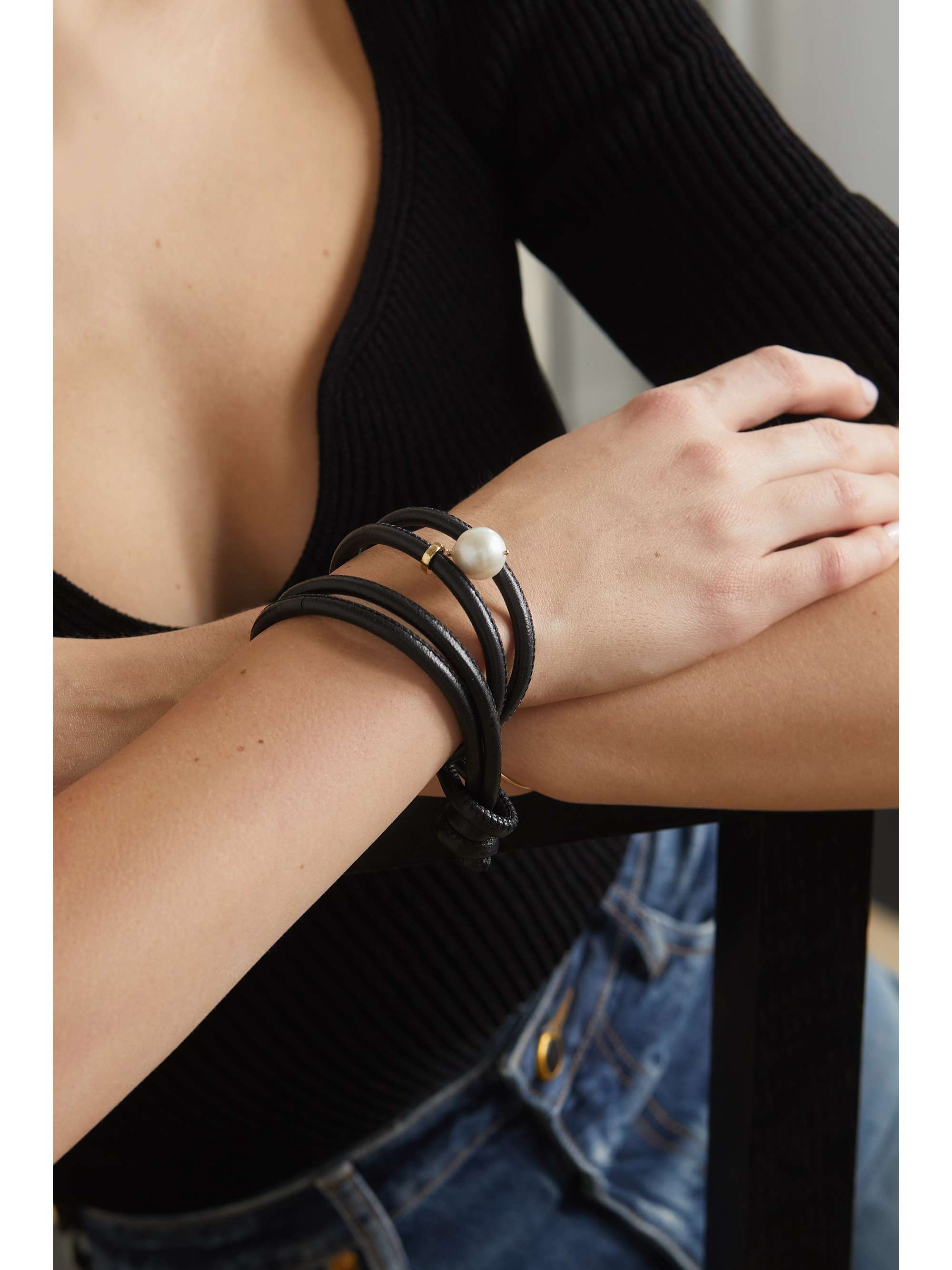MIZUKI Convertible 14-karat gold, leather and pearl bracelet