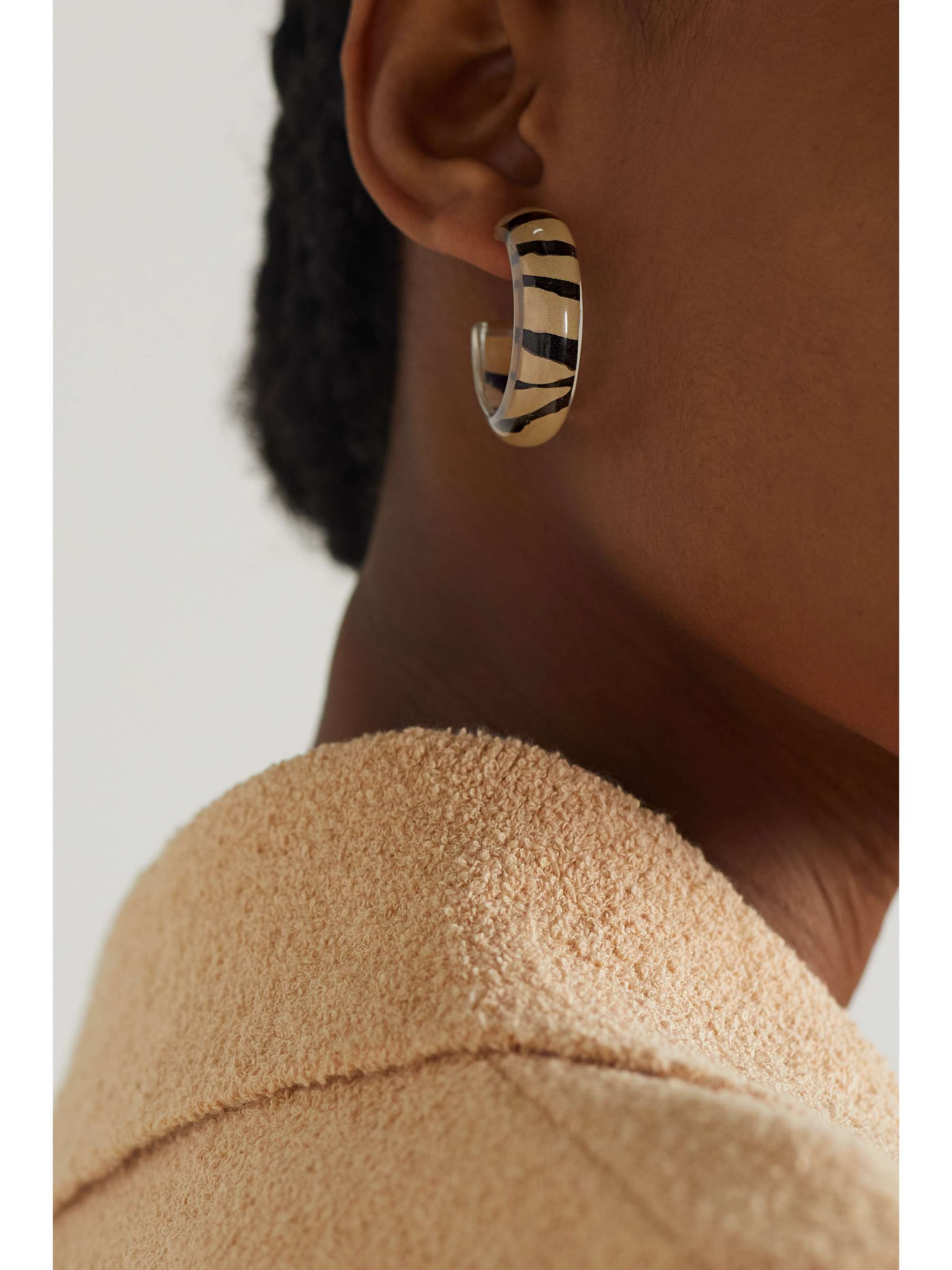 ALISON LOU Jelly Snake 14-karat gold, lucite and enamel hoop earrings