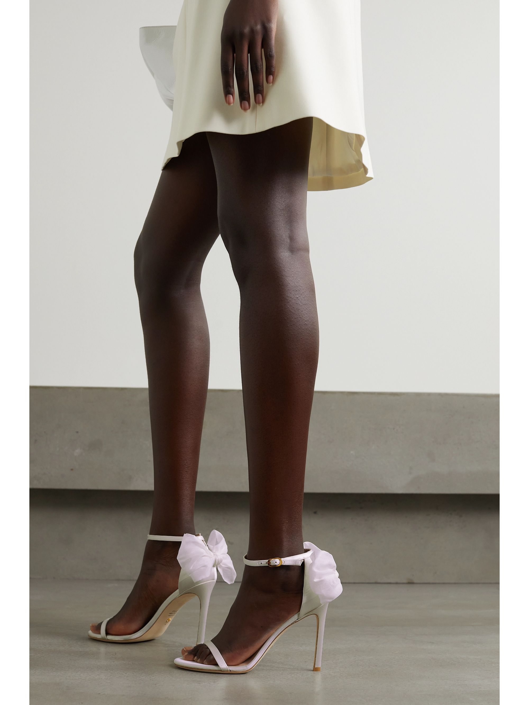 stuart weitzman nudistsong mesh bow