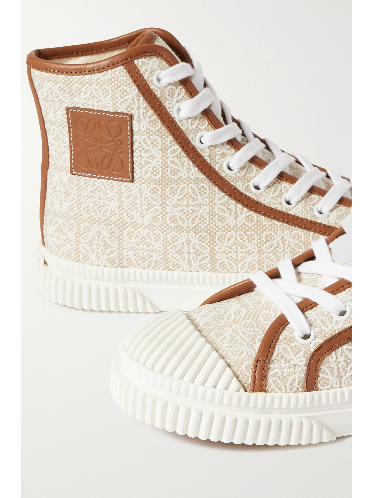 LOEWE photo