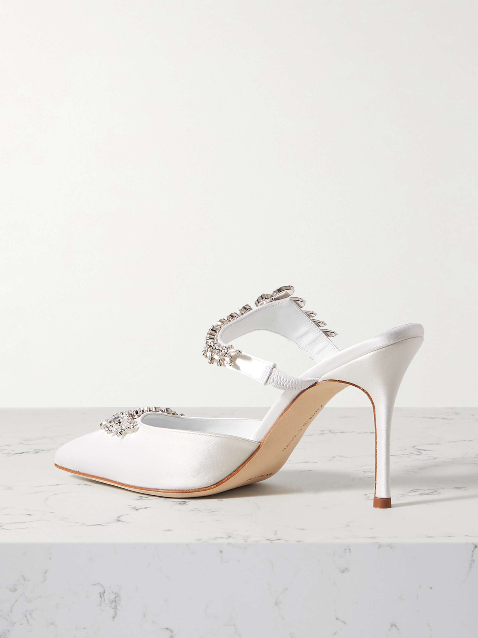 MANOLO BLAHNIK Lurum 90 crystal-embellished velvet mules