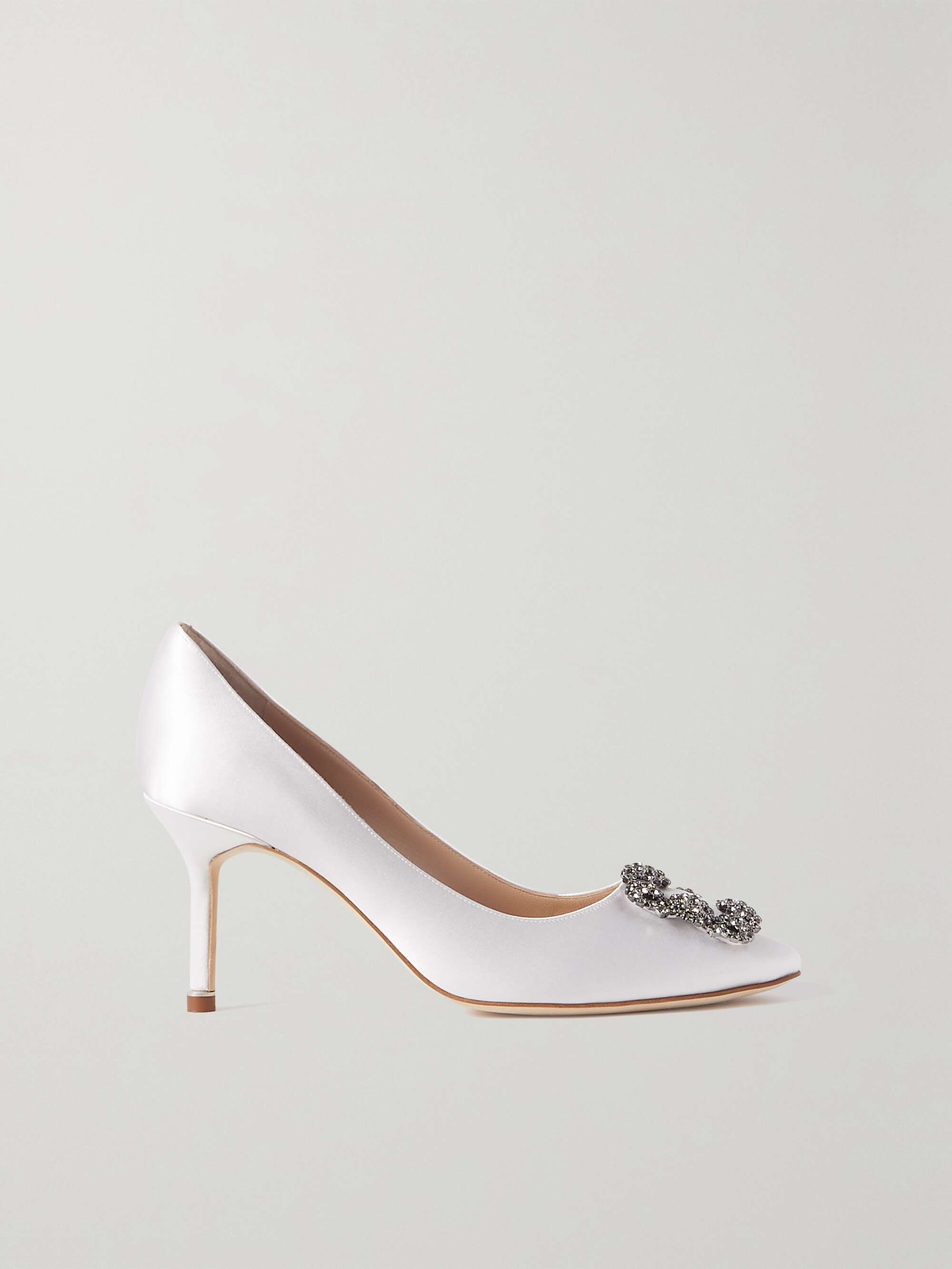 give Parametre Konfrontere Weiß Hangisi 70 Pumps aus Satin mit Verzierung | NET-A-PORTER | MANOLO  BLAHNIK | NET-A-PORTER