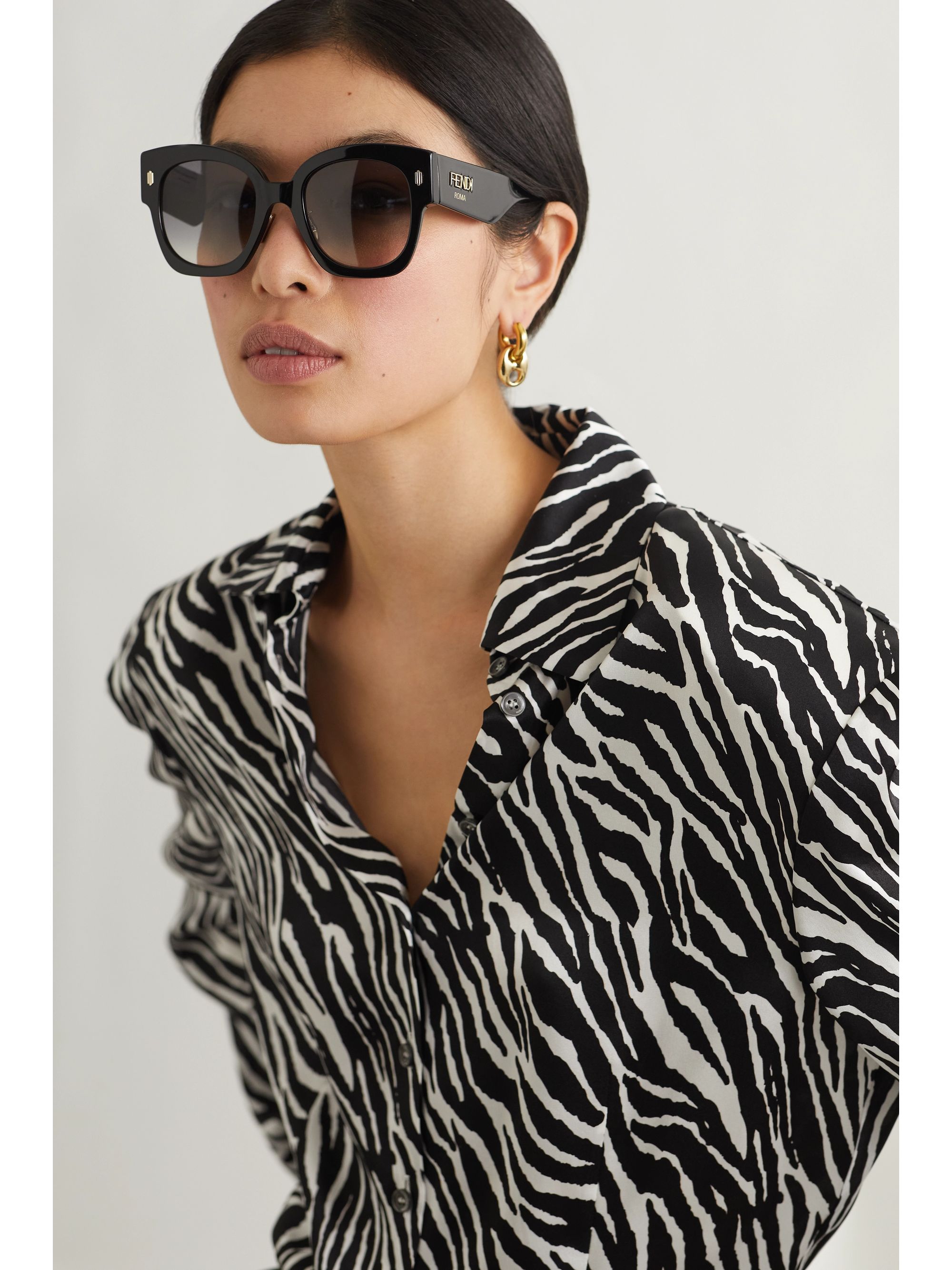 fendi peekaboo micro size