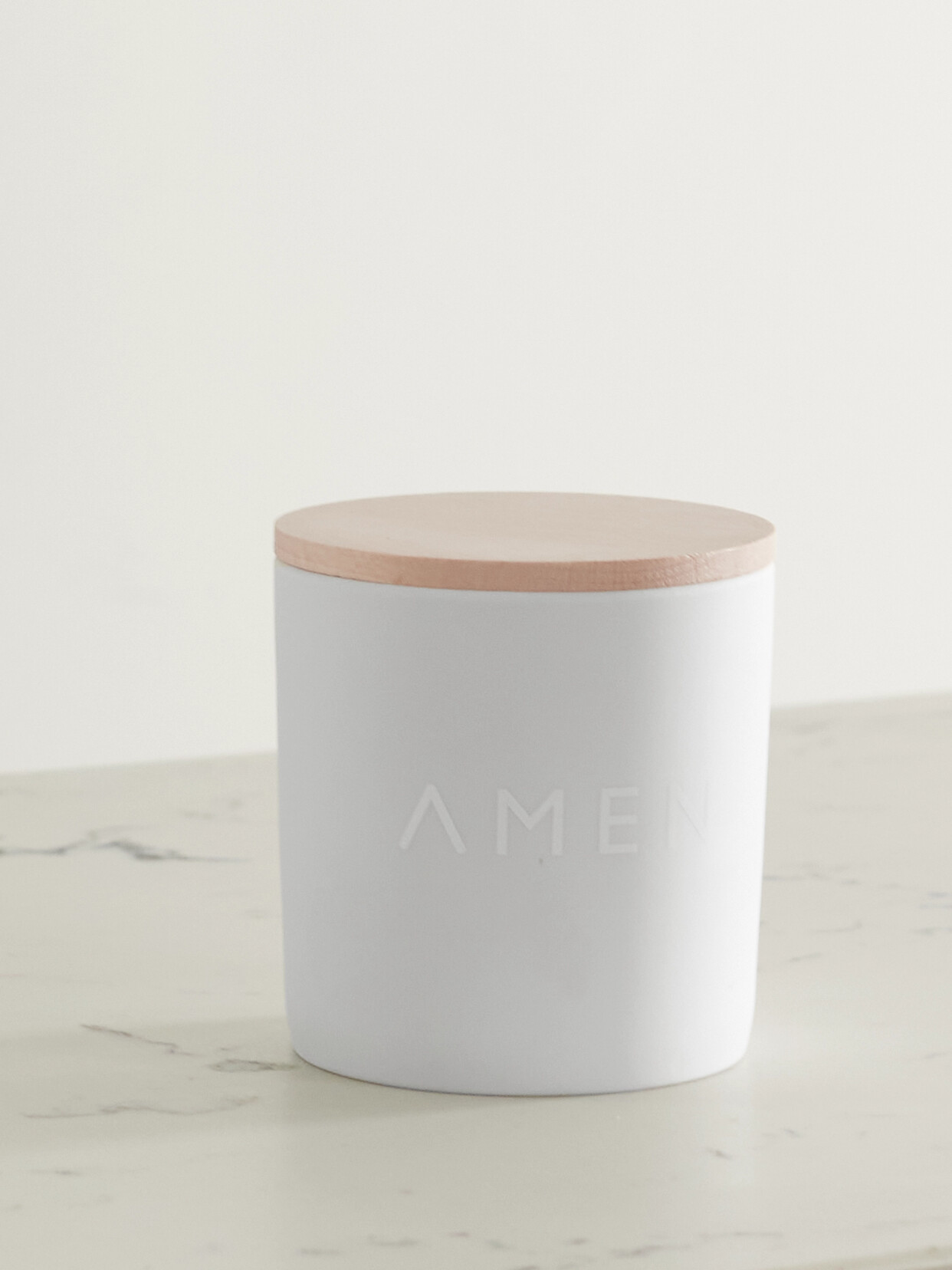 Amen Chakra 04 Roses Scented Candle, 200g In White