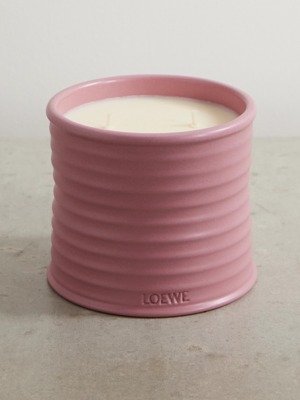 LOEWE PERFUMES - Ivy Medium Scented Candle, 610g - Pink