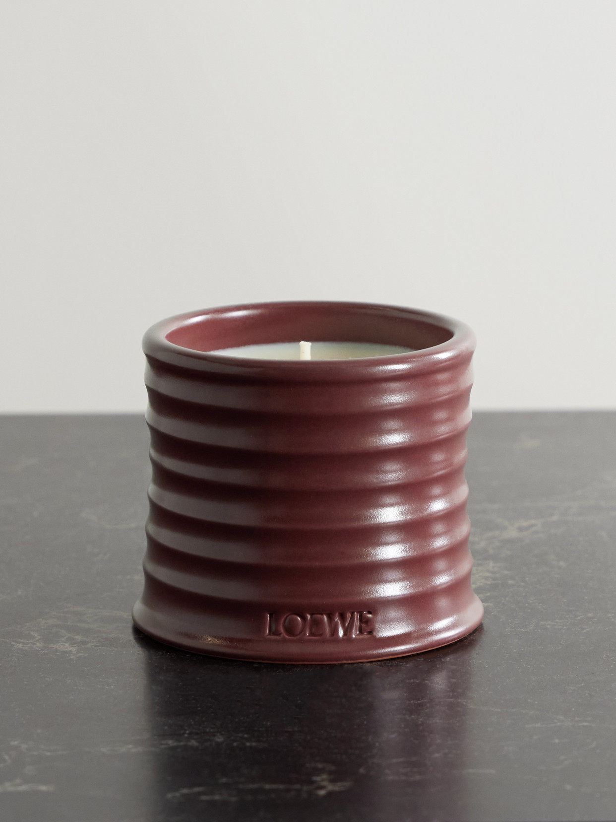 Loewe Beetroot Small Scented Candle, 170g In Burgundy