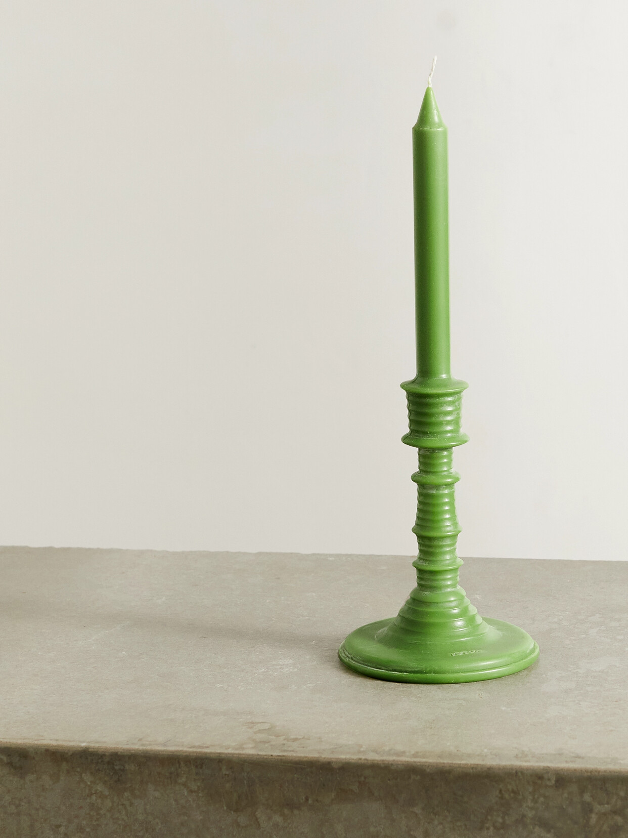 Loewe Home Scents Luscious Pea Scented Candle, 330g In Green