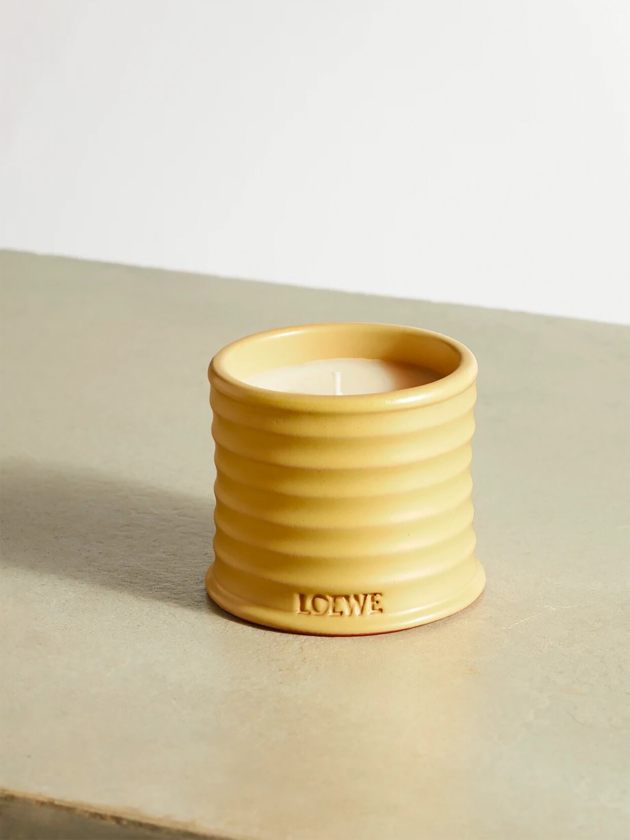 Loewe Honeysuckle Small Scented Candle, 170g In Yellow