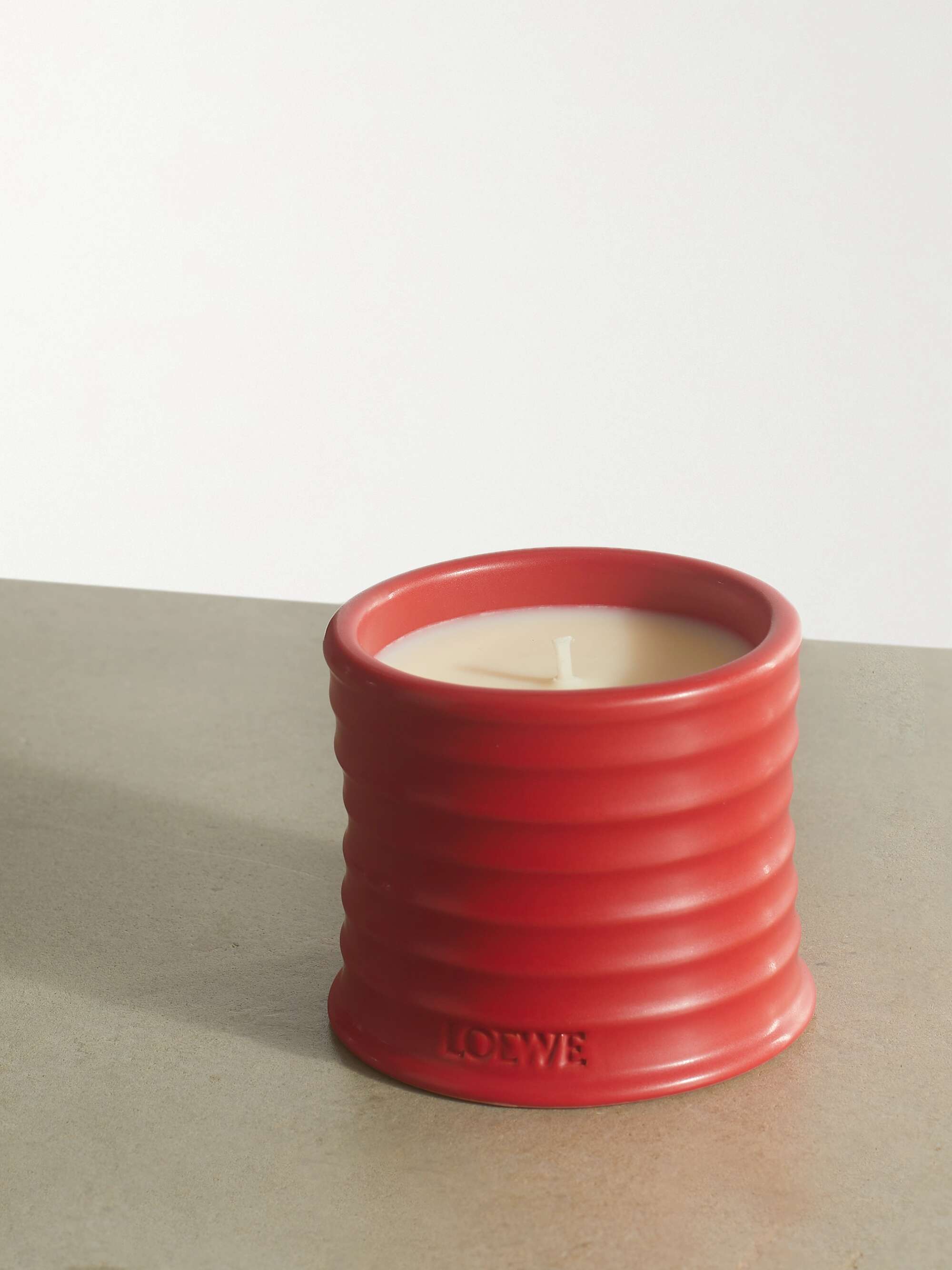 Red Tomato Leaves small scented candle, 170g | LOEWE HOME SCENTS | NET-A-PORTER