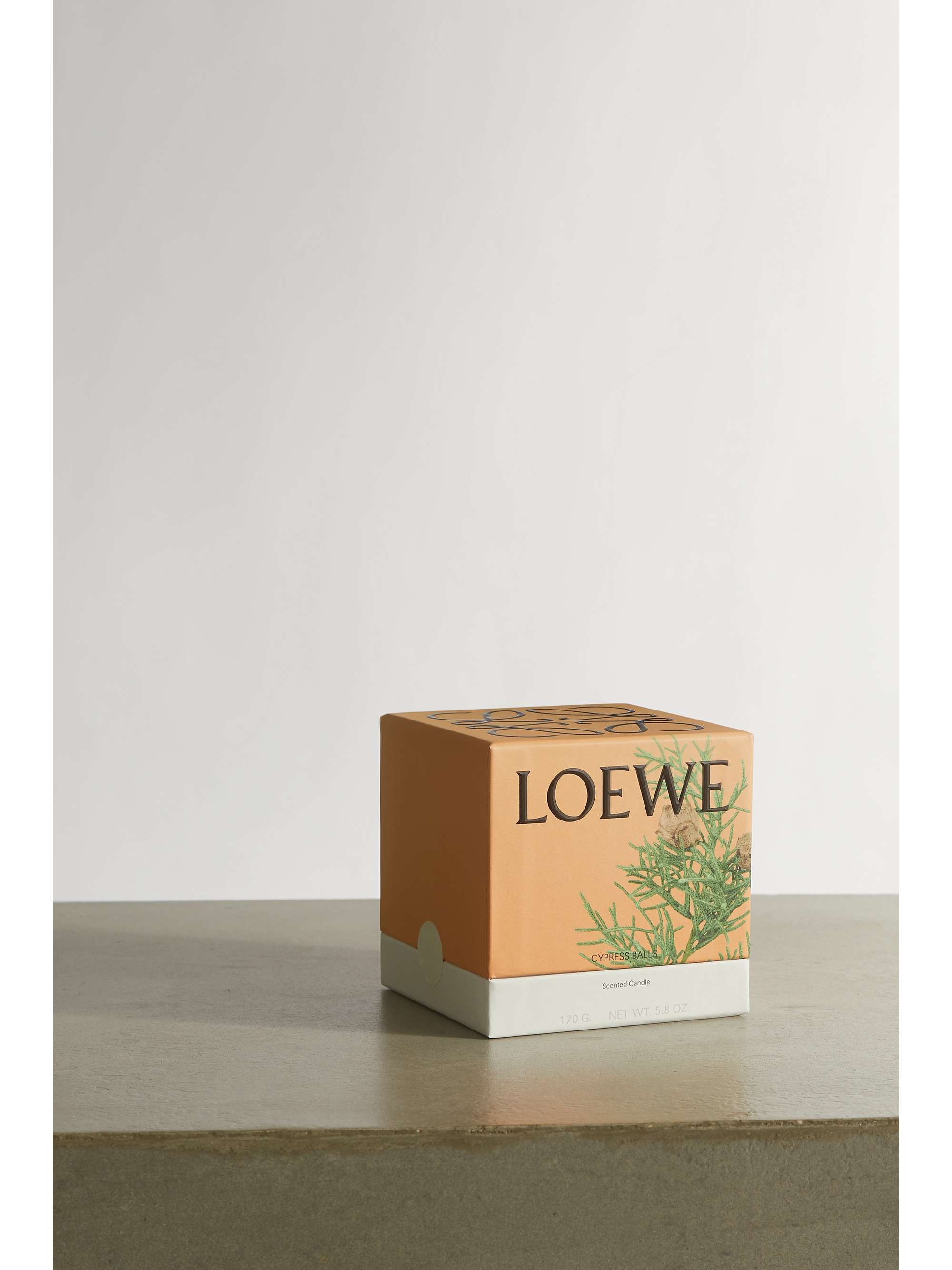 LOEWE HOME SCENTS Liquorice small scented candle, 170g