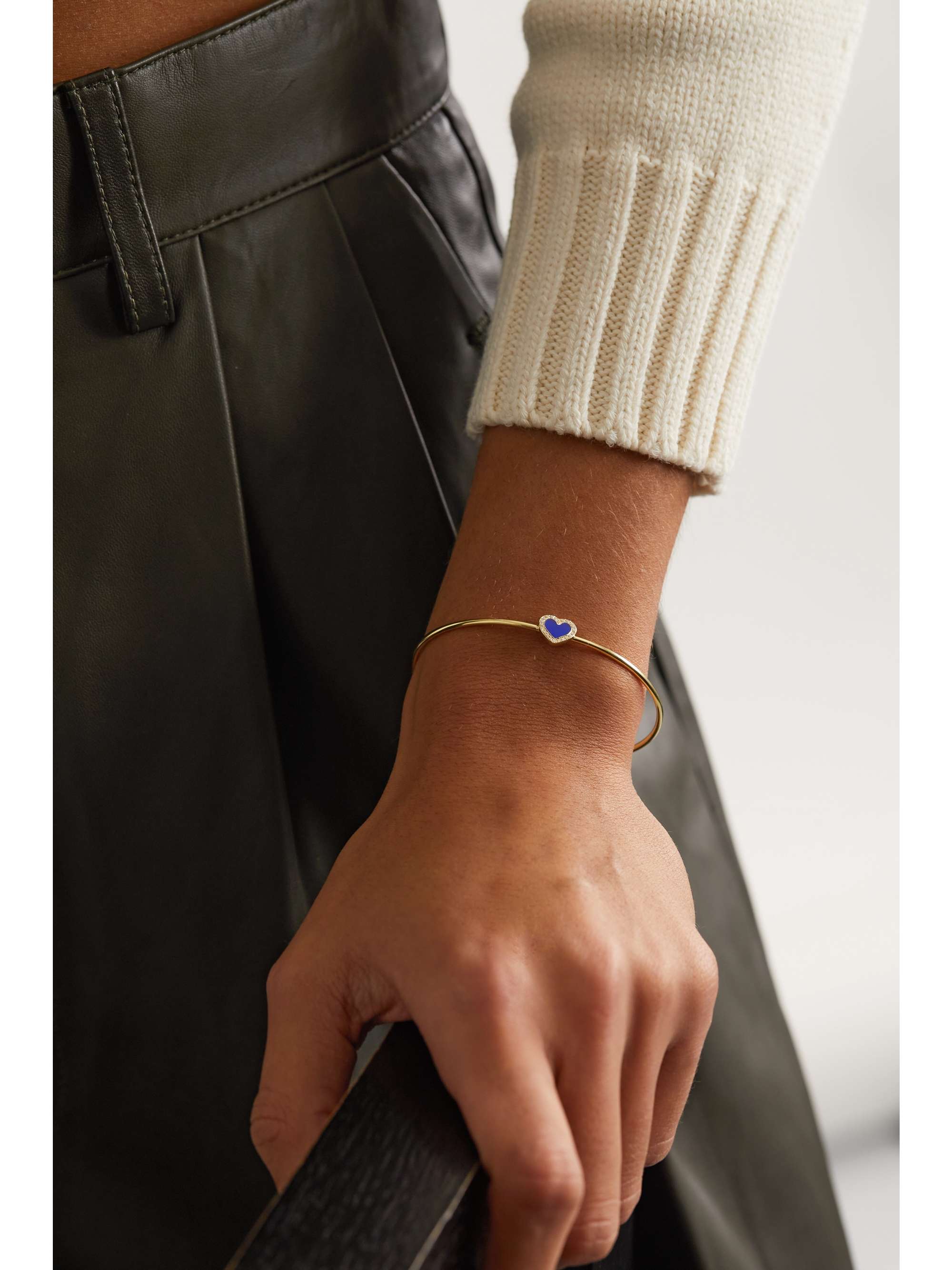 JENNIFER MEYER Extra Small Heart 18-karat gold, lapis lazuli and diamond cuff