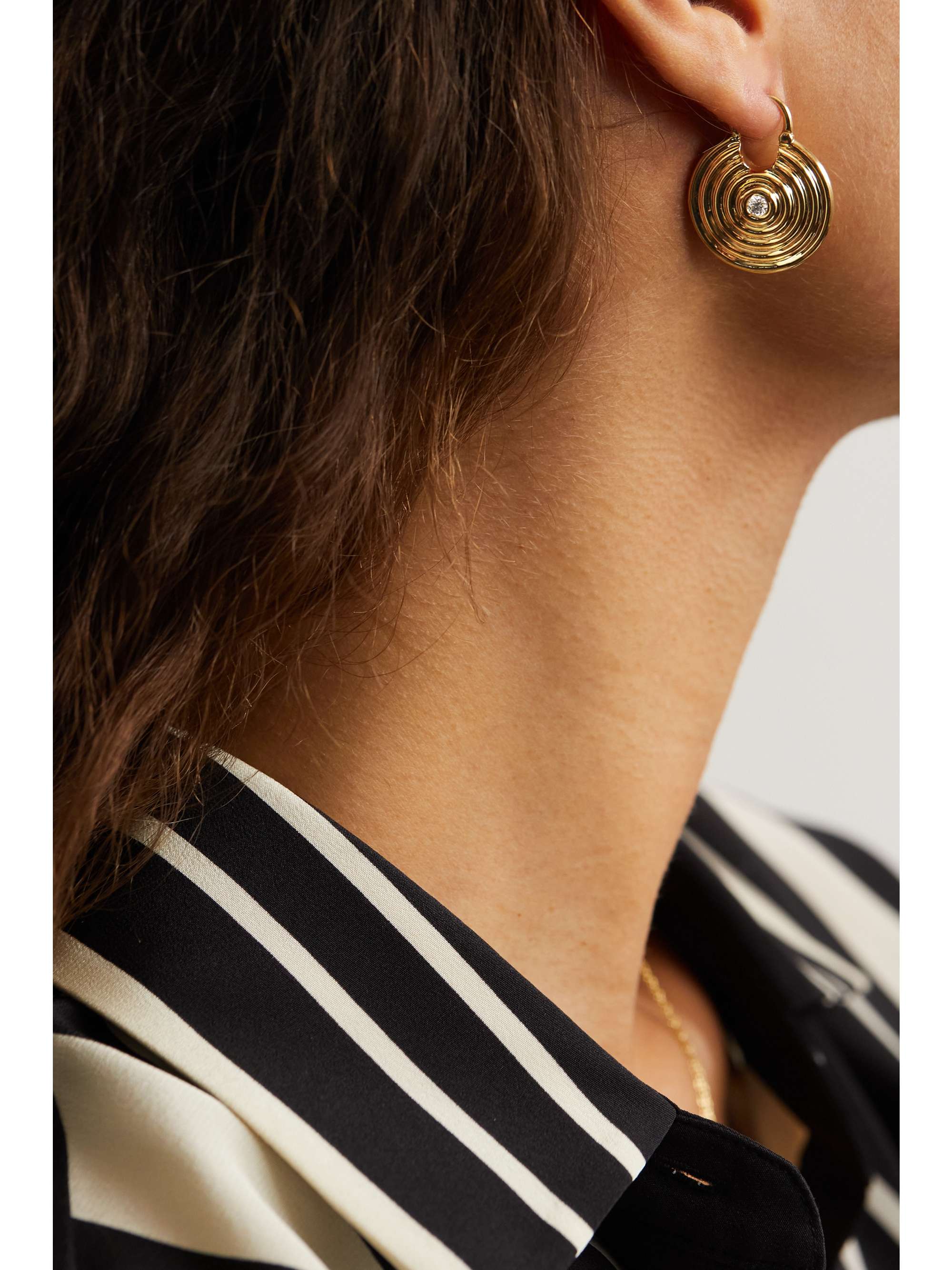 ALMASIKA Universum 18-karat gold diamond earrings