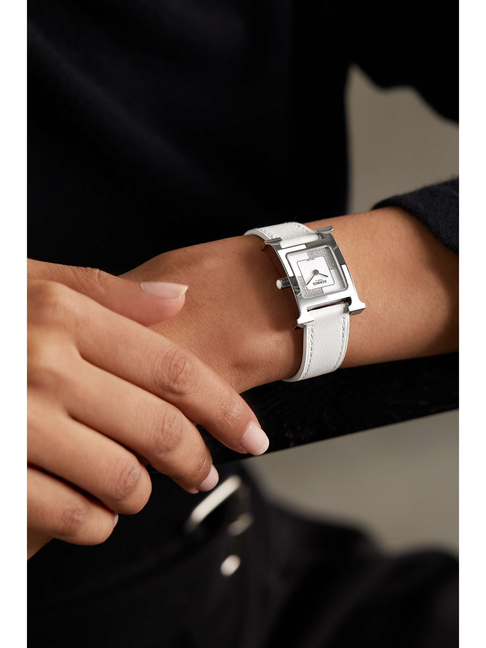 HERMÈS TIMEPIECES Heure H Au Carré 21mm small stainless steel, lacquer, alligator and diamond watch